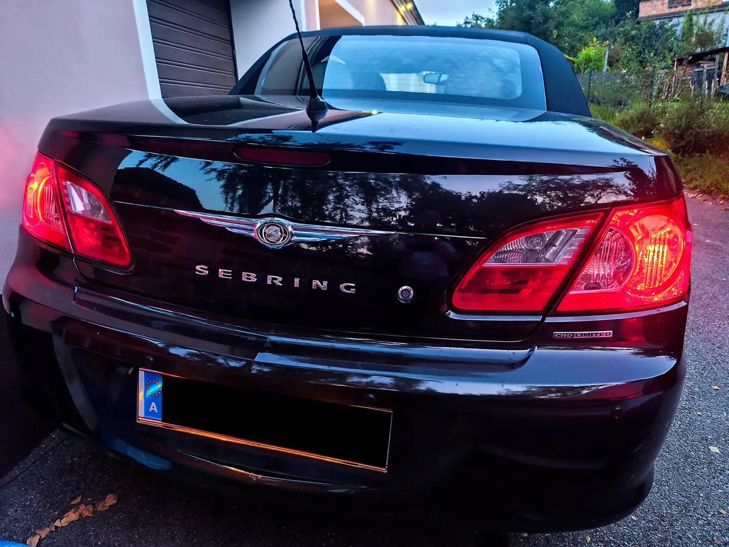 Chrysler Sebring Sebring Cabrio 2,0 CRD Limited Softtop Limited Softtop Schwarz - 2