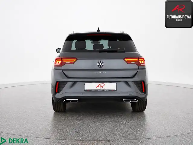Volkswagen T-Roc view 4