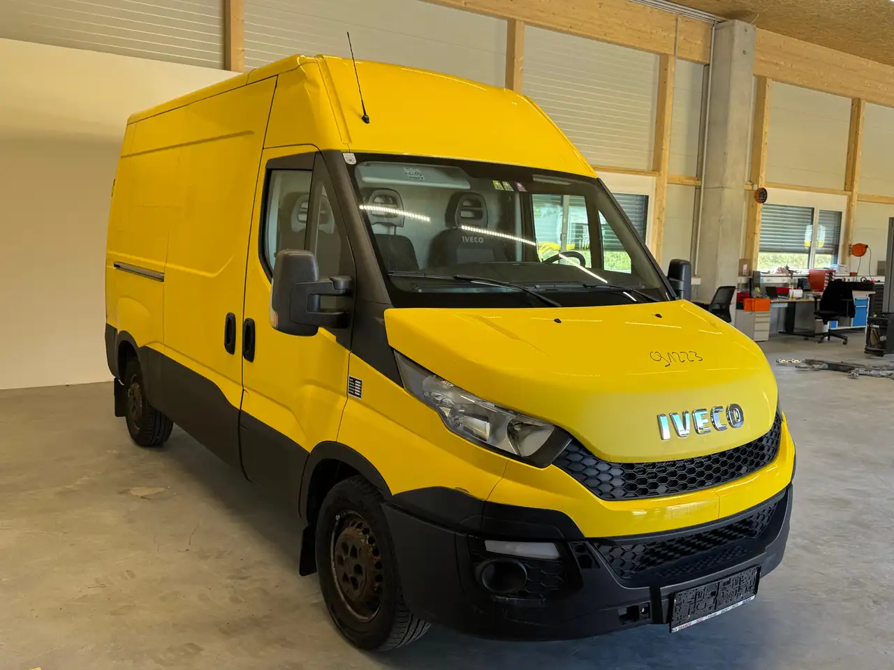 Iveco Daily Radstand 3520 Top – Bild 3