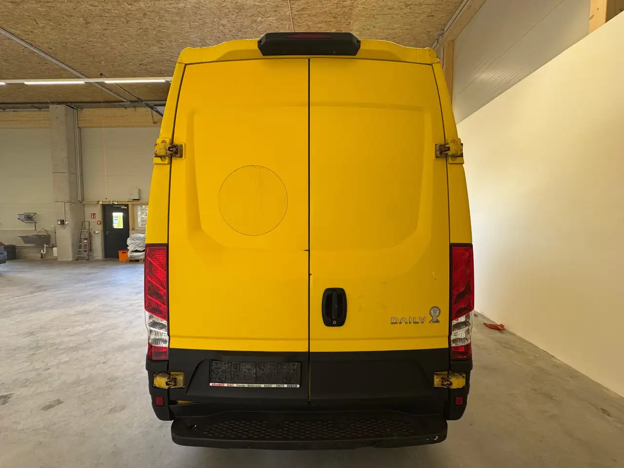 Iveco Daily Radstand 3520 Top – Bild 7
