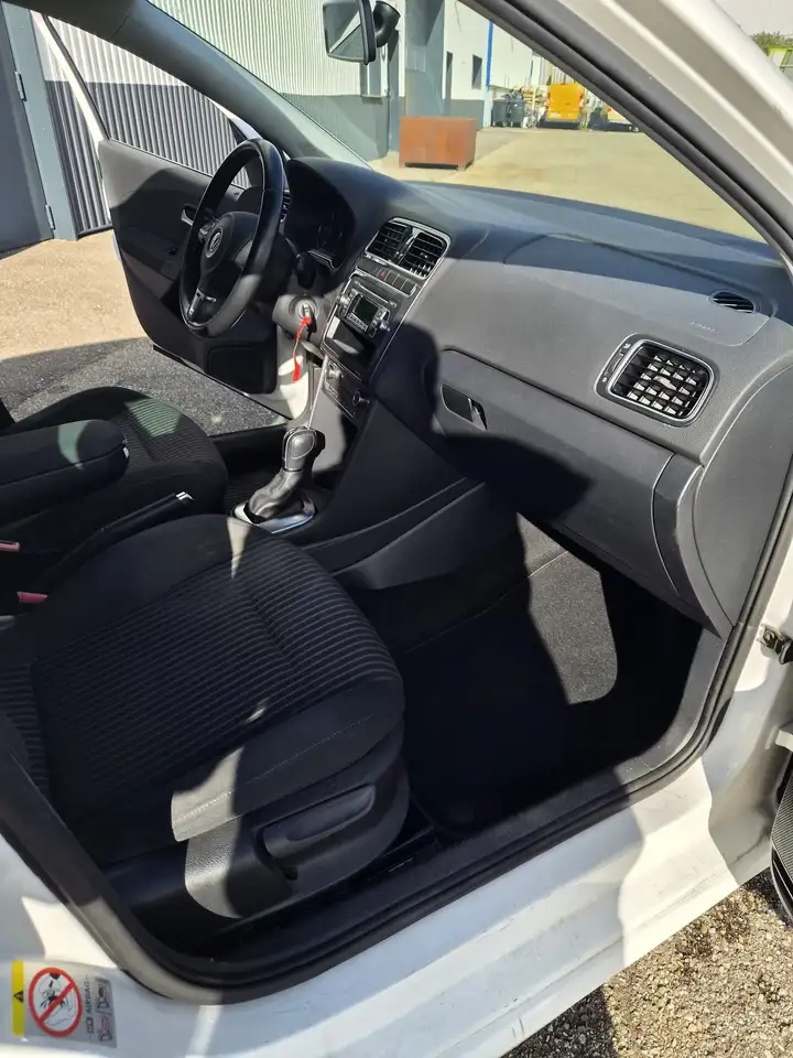 Volkswagen Polo Citadine 5 portes — photo 7