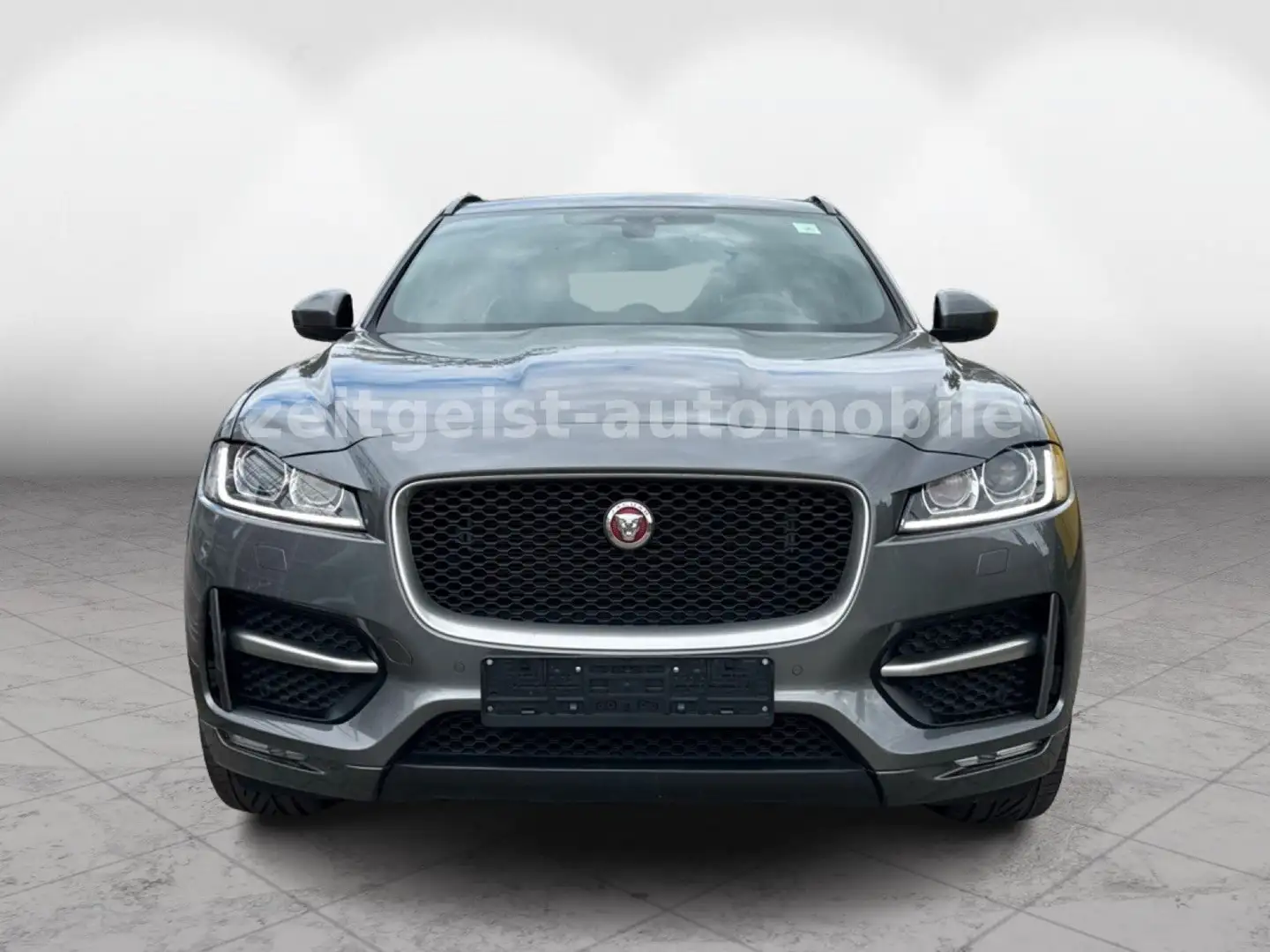 Jaguar F-Pace 2.0d AWD R-SPORT*PAN-DACH*10 Grijs - 2