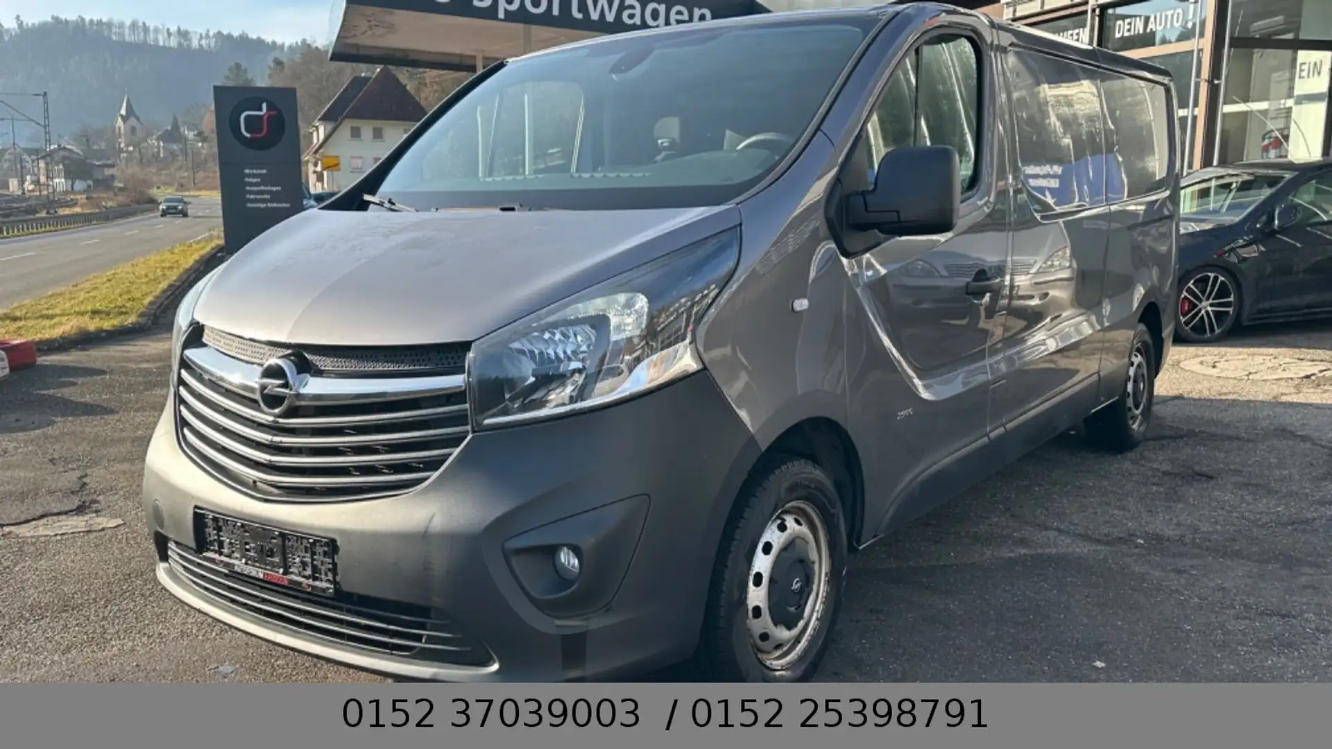 Opel Vivaro -B Kasten TÜV Klima Navi AHK PDC Grau - 1