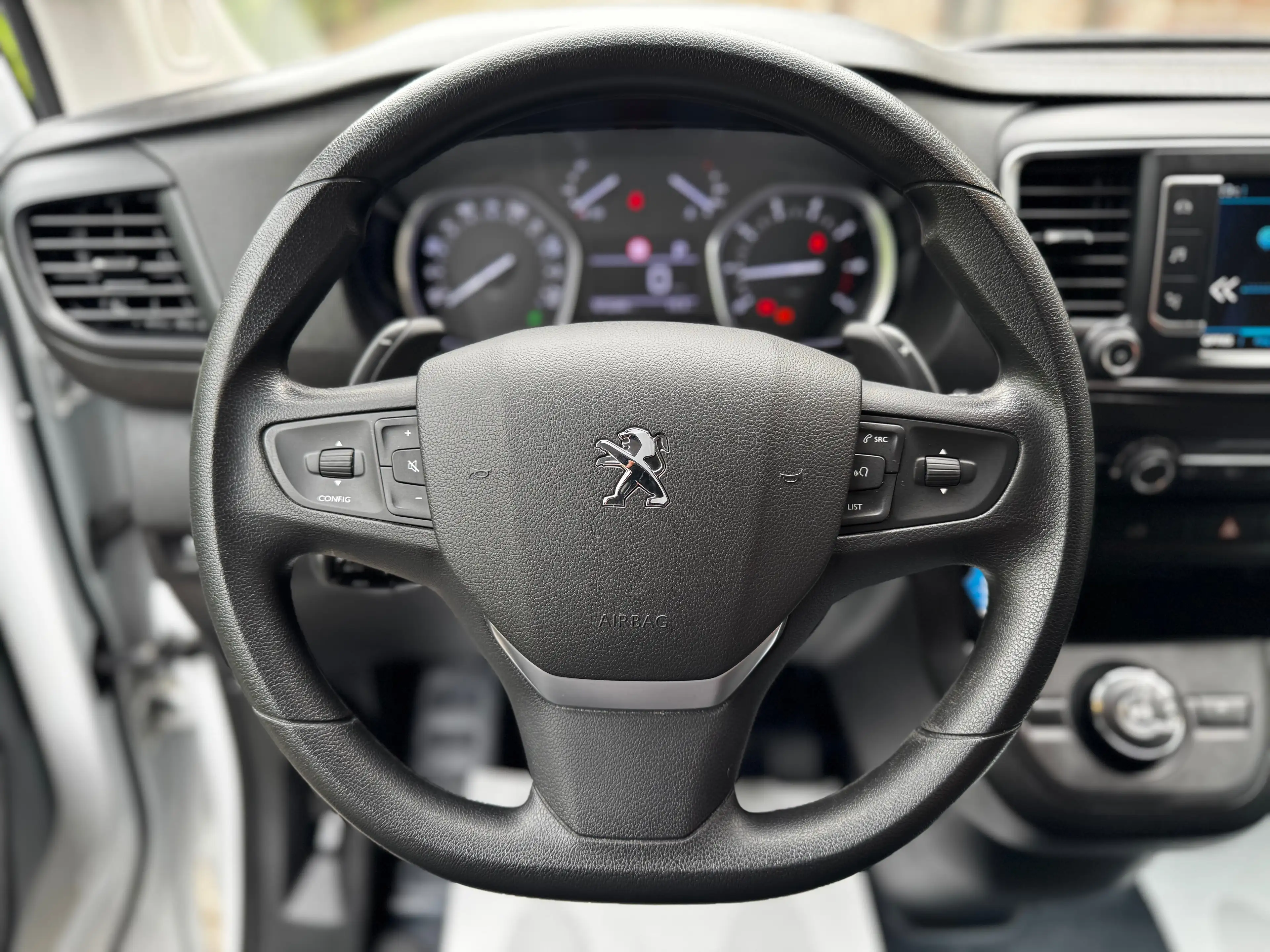Peugeot Expert | BTW INCL | L2 | AUTOMAAT | DAKREK | NAVI | CAMERA | ACC | BLIND SPOT | FRONT ASSIST | CARPLAY | — photo 5