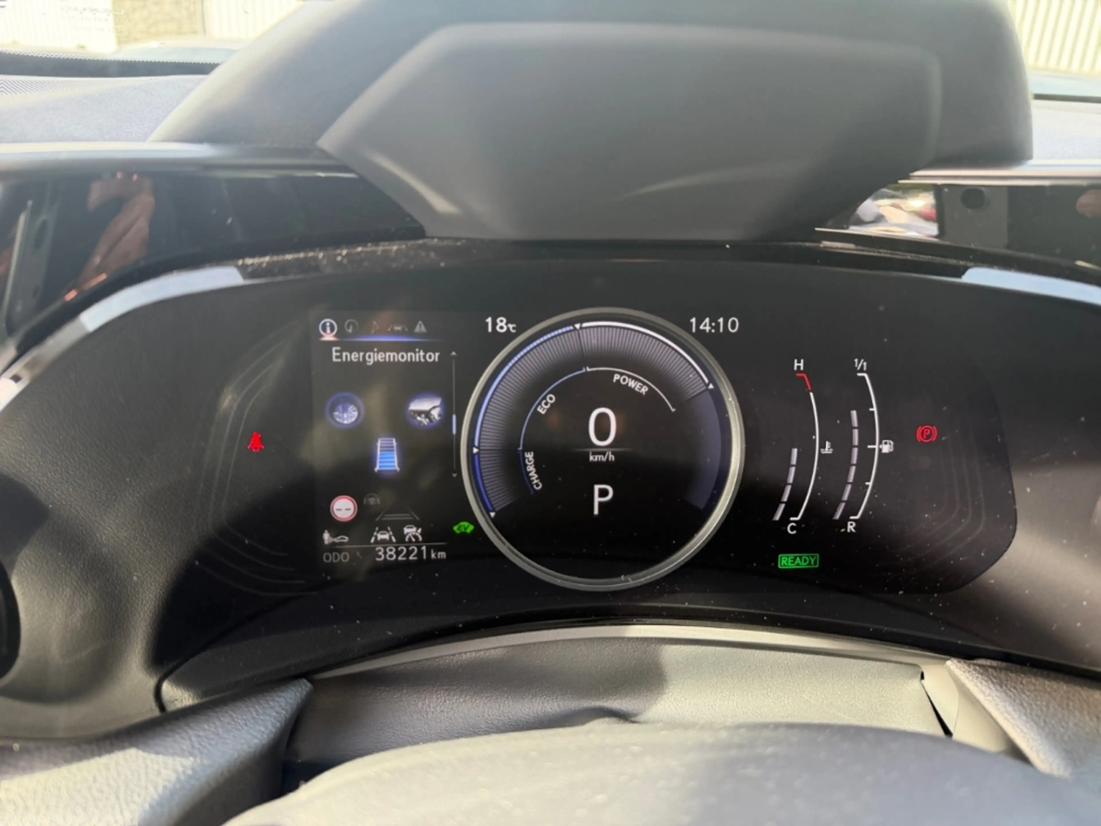 Lexus NX 350h 350 h — photo 14