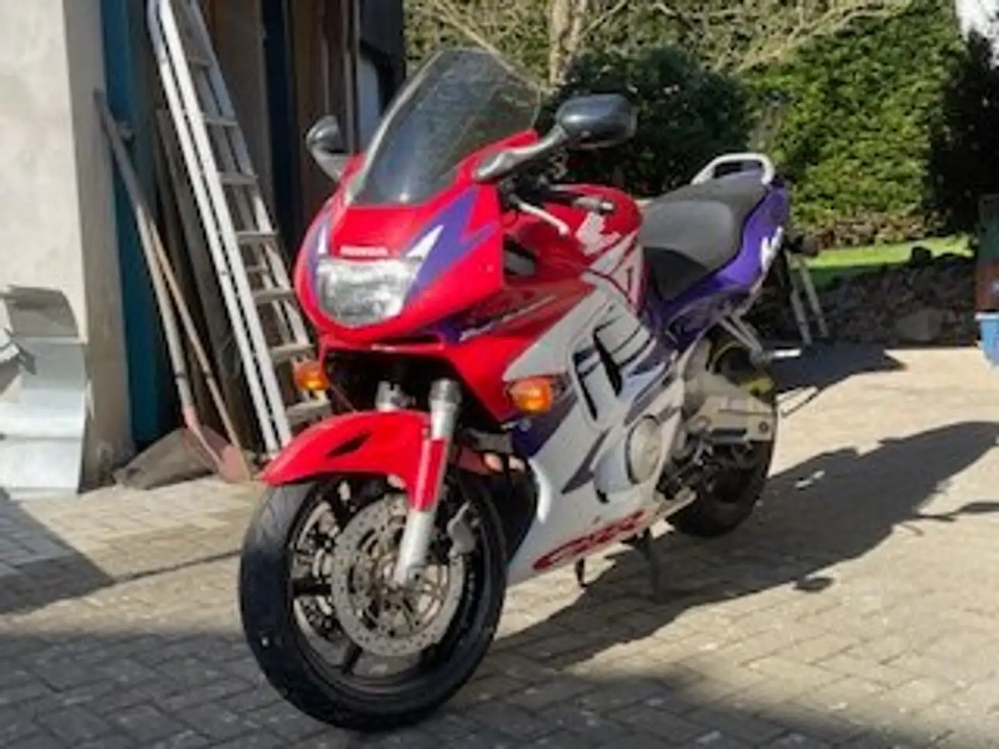 Honda CBR 600 PC 31 Rouge - 2