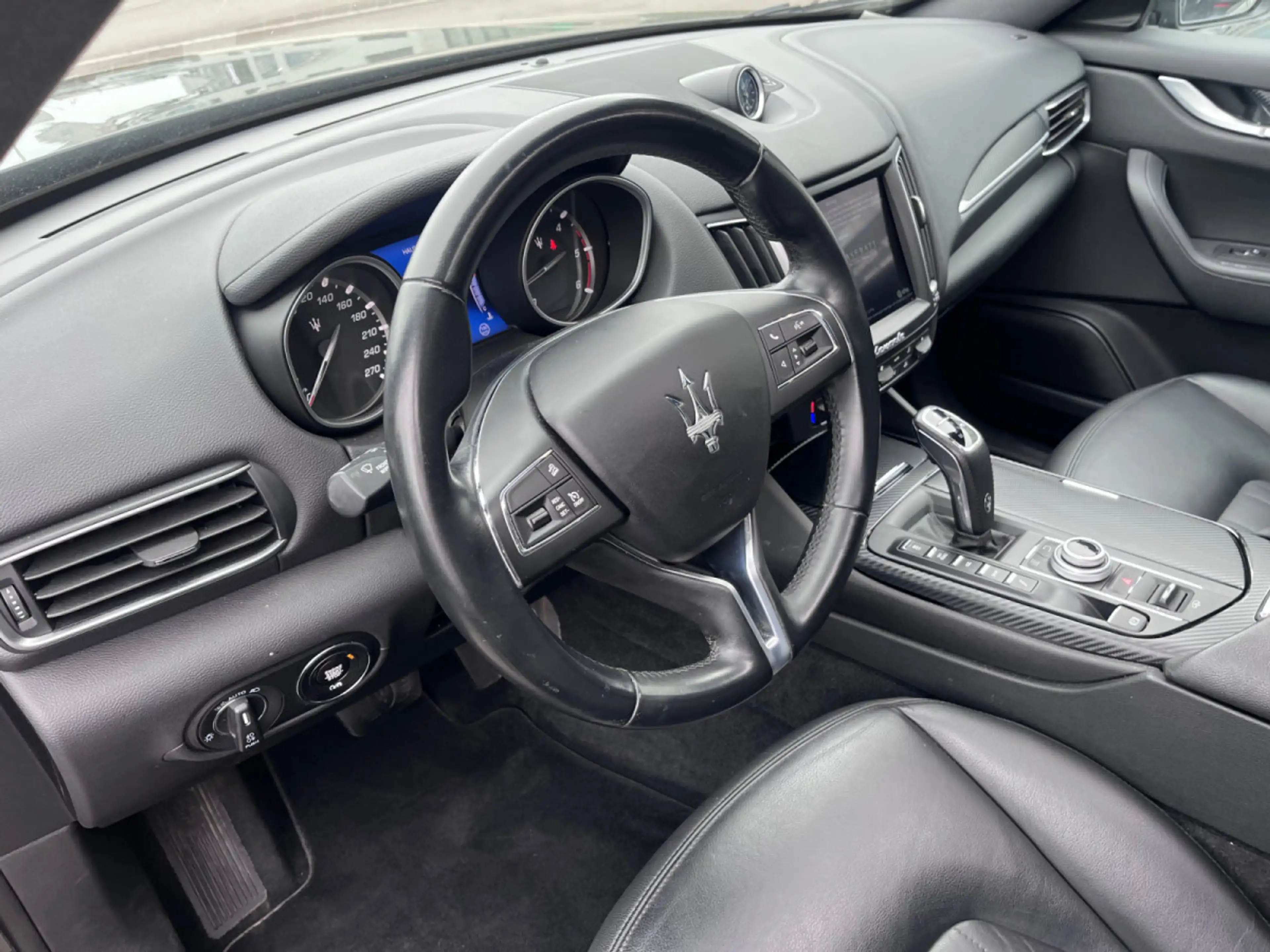 Maserati Levante SQ4 DIESEL 3.0 4WD/ 21°/ SCHIEBEDACH/ — photo 15