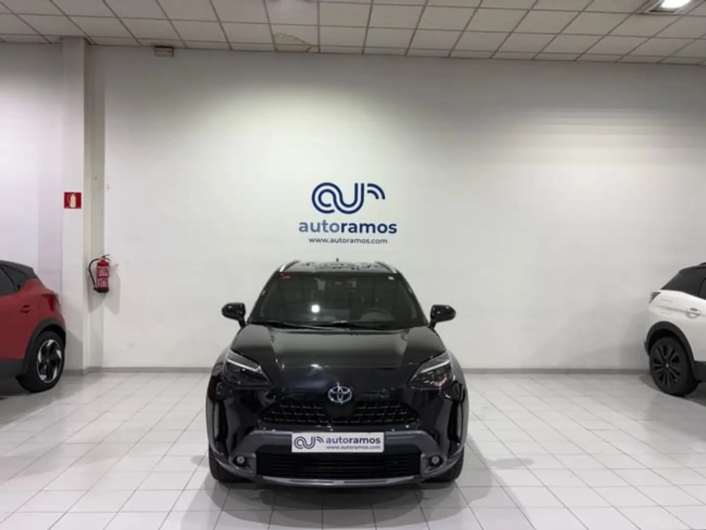 Toyota Yaris Cross 1.5 120H Adventure Noir - 2