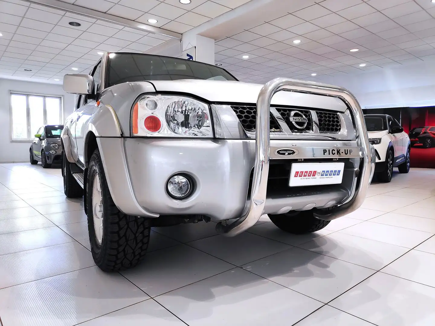 Nissan Pick Up Pick-up 2.5 TD 4 porte Double Cab Navara*4x4* Grigio - 2