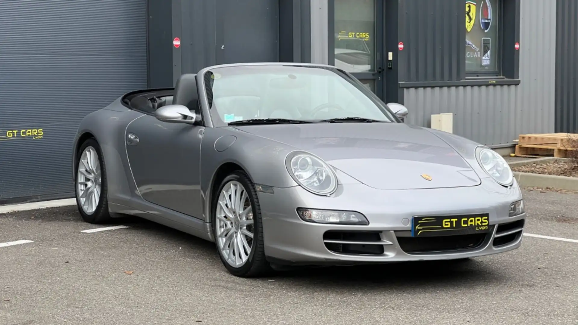 Porsche 911 997 Carrera 4S Cabriolet - Crédit 897 Euros Par Mo Zilver - 1