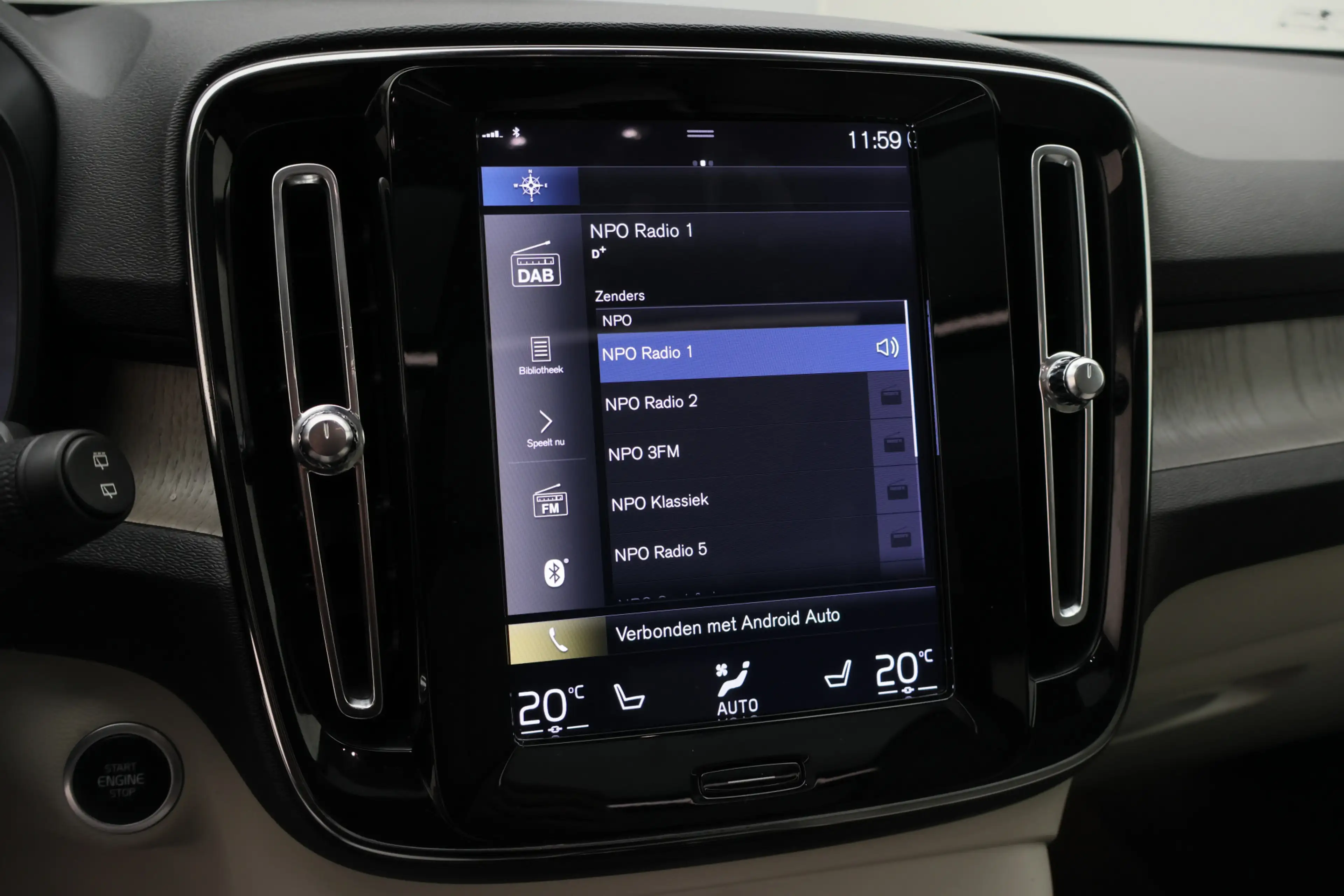 Volvo XC40 1.5 T5 Twin Engine Inscription Leer, Panoramadak, — photo 41
