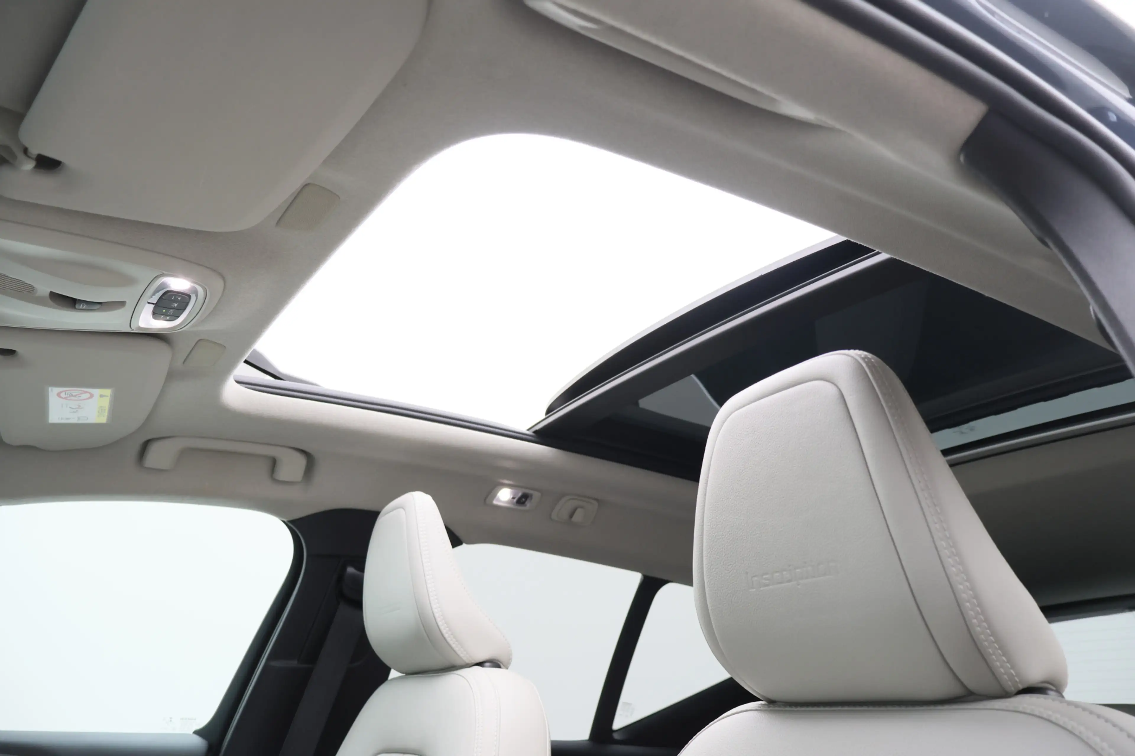 Volvo XC40 1.5 T5 Twin Engine Inscription Leer, Panoramadak, — photo 11