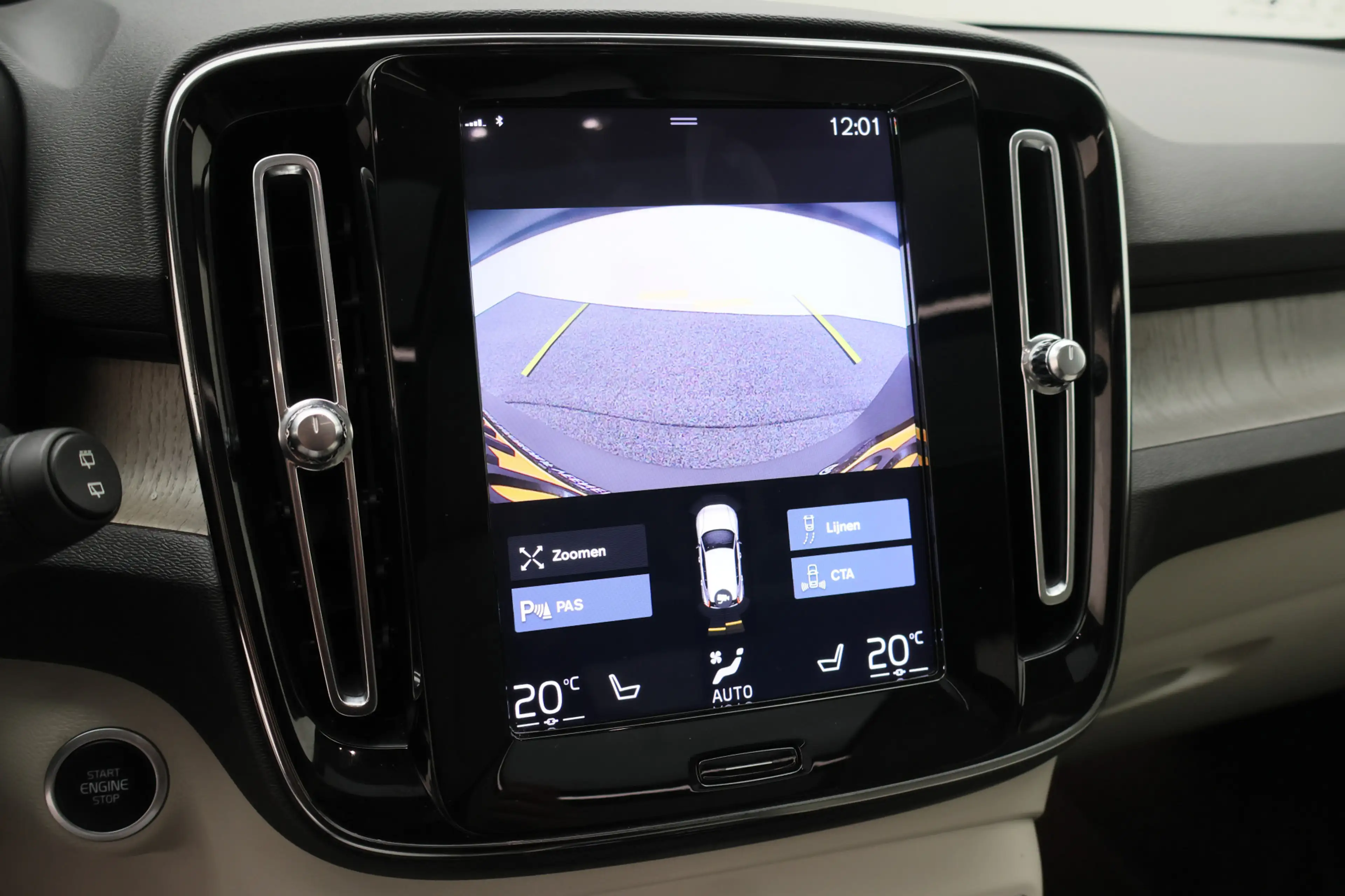 Volvo XC40 1.5 T5 Twin Engine Inscription Leer, Panoramadak, — photo 40