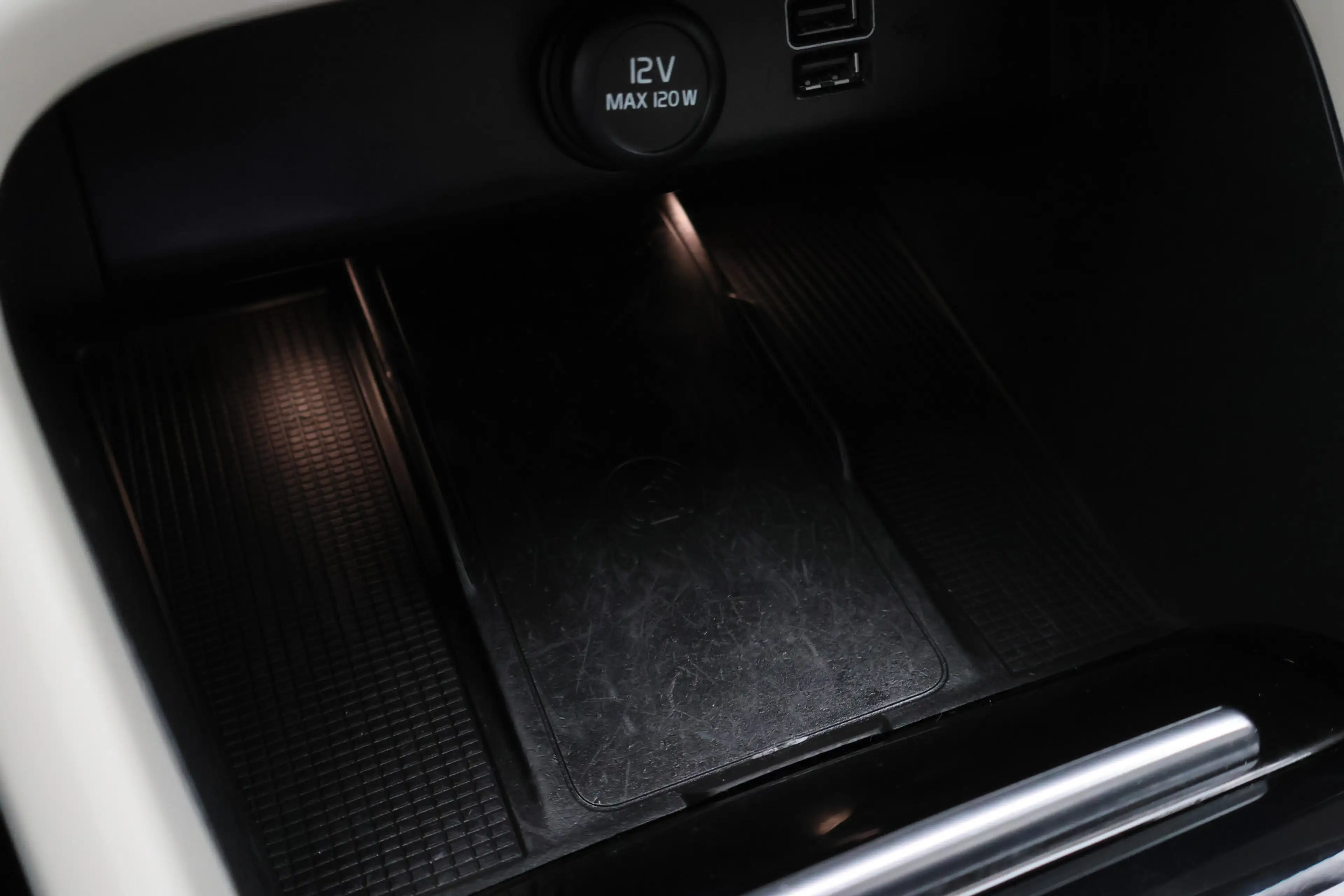 Volvo XC40 1.5 T5 Twin Engine Inscription Leer, Panoramadak, — photo 48