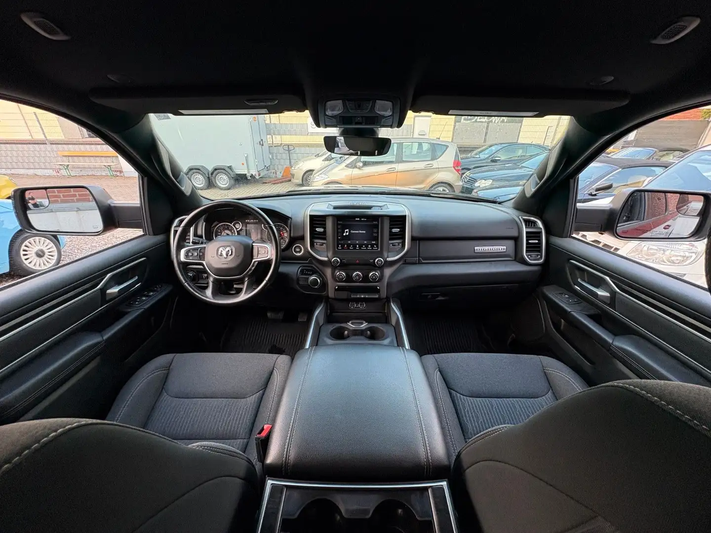 Dodge RAM 1500 BIG HORN 1.Hand Kamera AppleCarplay TOP Rot - 2