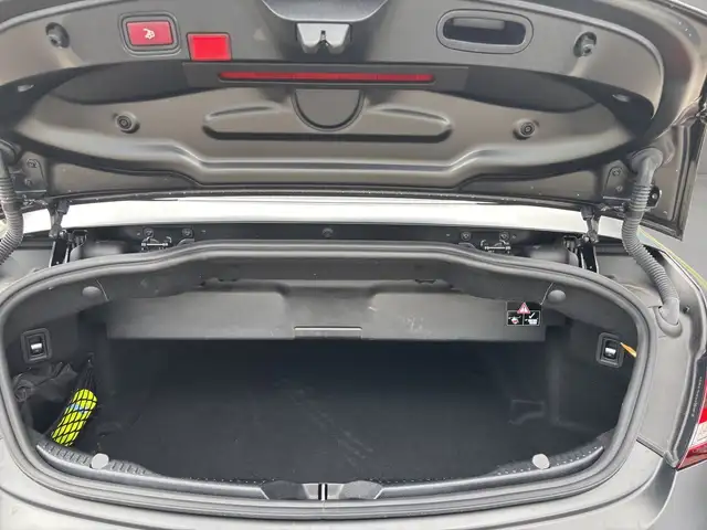 Mercedes-Benz C-Class view 7
