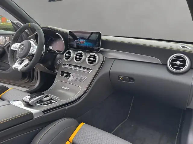 Mercedes-Benz C-Class view 12