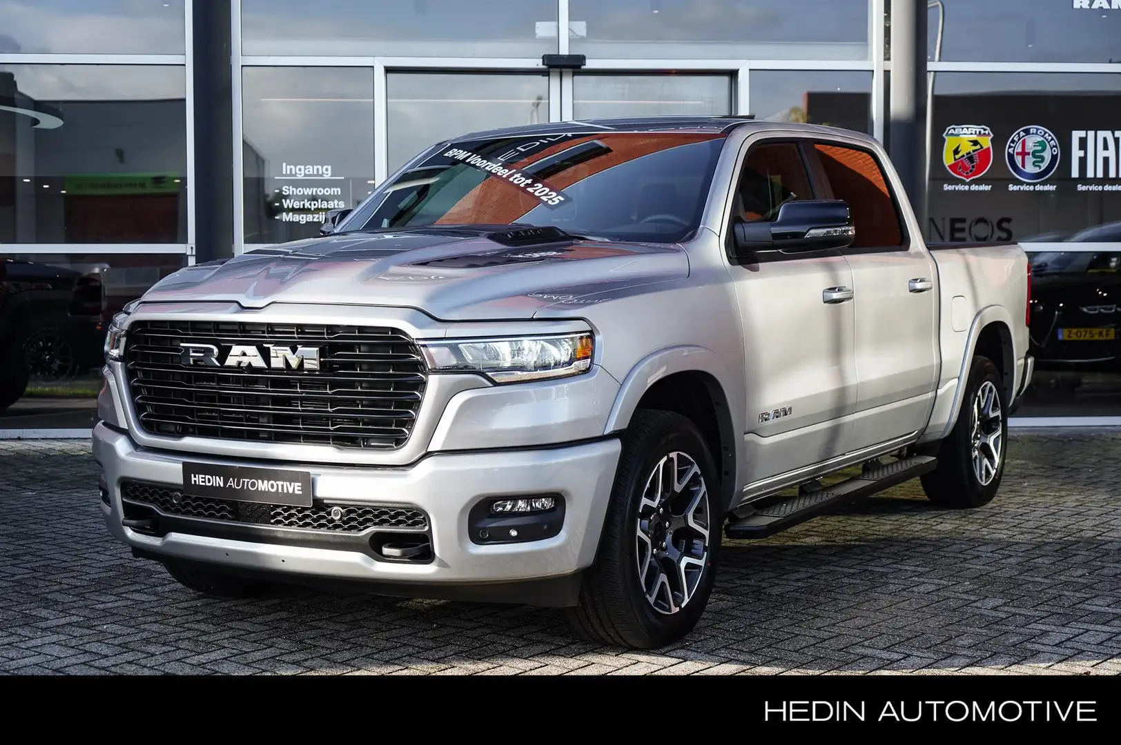 Dodge RAM 1500 3.0L 6-Cilinder Laramie Zilver - 1