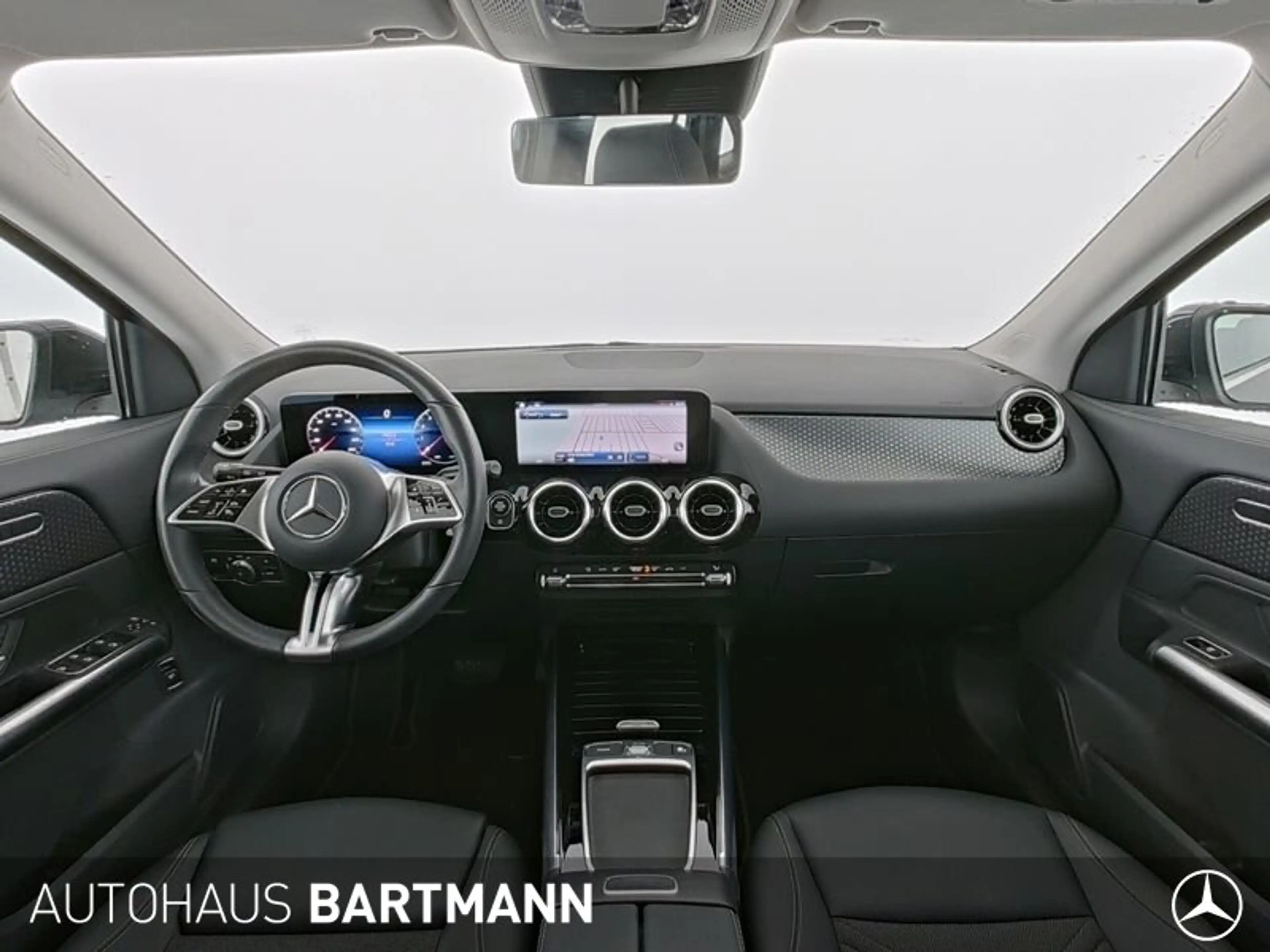 Mercedes-Benz GLA 180 GLA 180 PROGRESSIVE+KAMERA+ LED+SZH+MBUX+WINTERP — photo 5