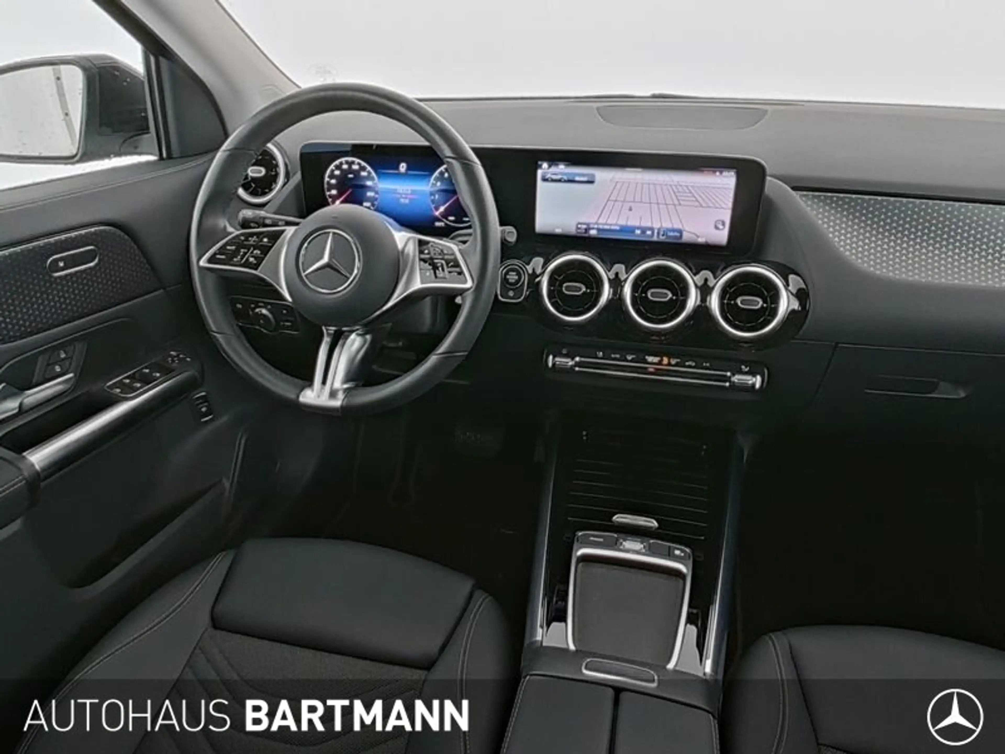 Mercedes-Benz GLA 180 GLA 180 PROGRESSIVE+KAMERA+ LED+SZH+MBUX+WINTERP — photo 6