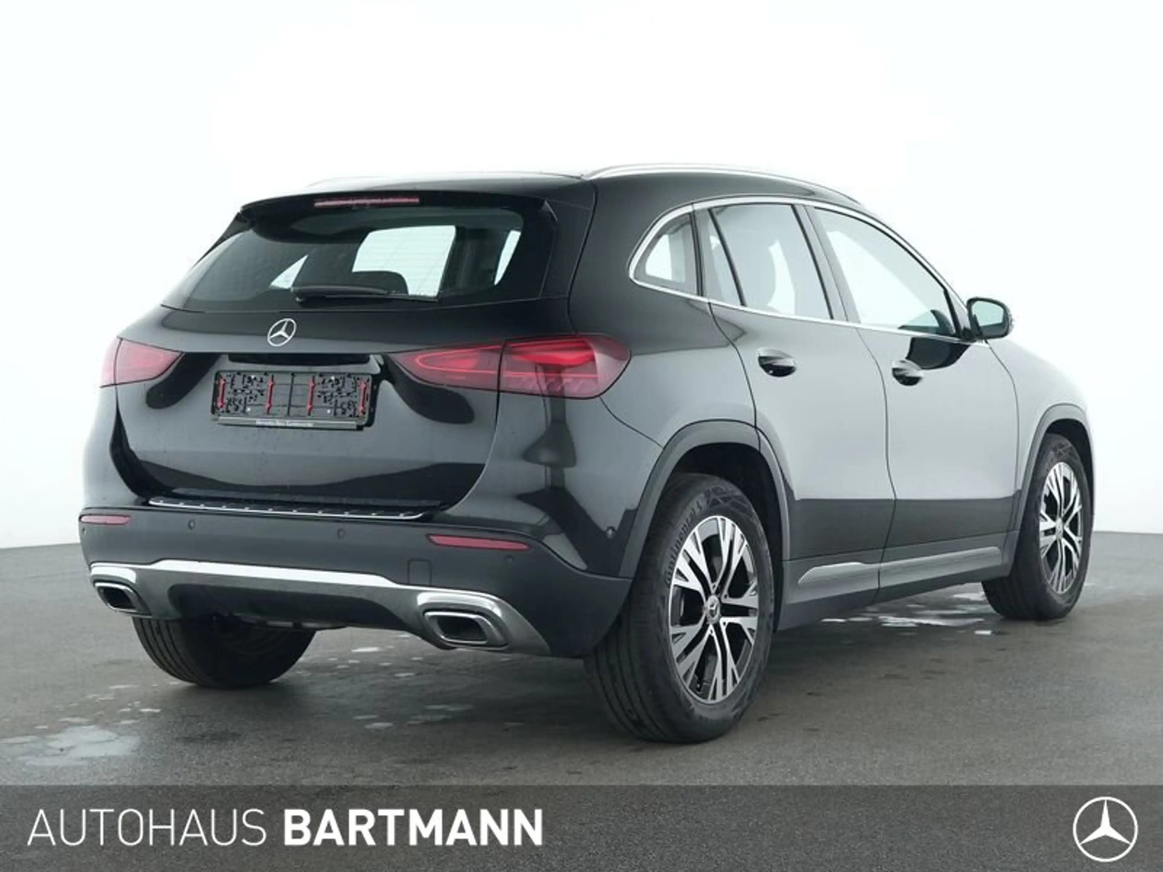 Mercedes-Benz GLA 180 GLA 180 PROGRESSIVE+KAMERA+ LED+SZH+MBUX+WINTERP — photo 2
