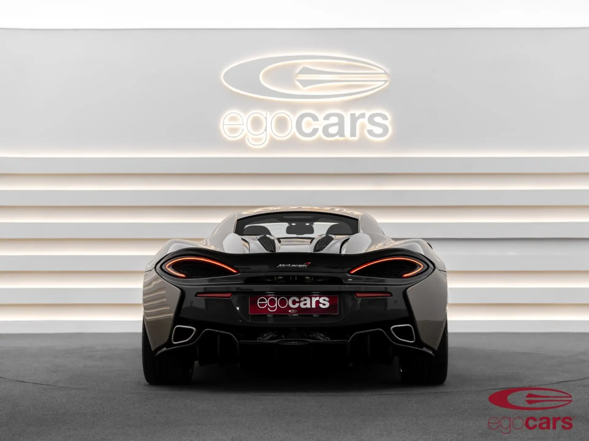 맥라렌 570S 570 Sport Coupe 2018 회색 사진 6