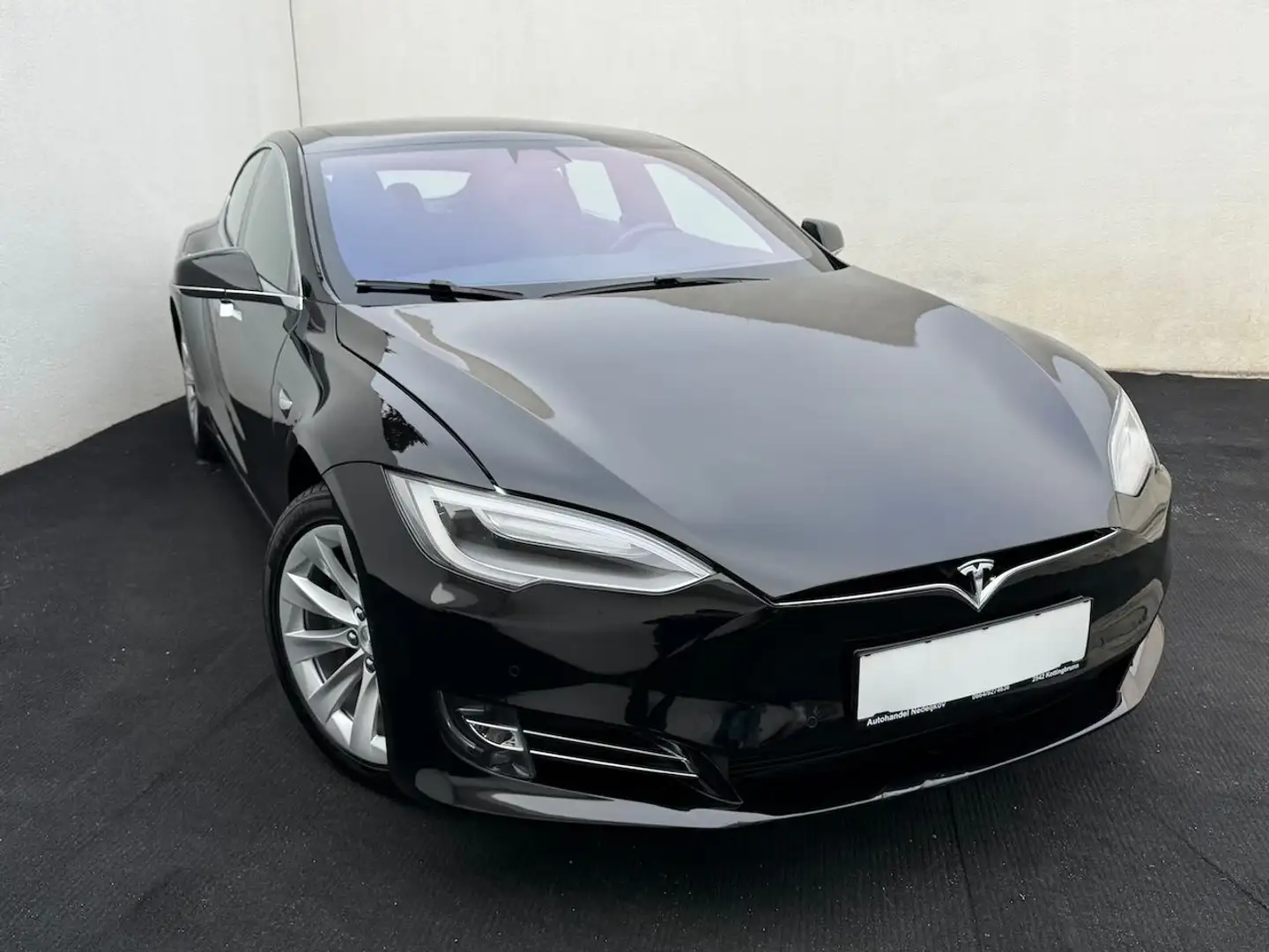 Tesla Model S Model S 75kWh Schwarz - 1
