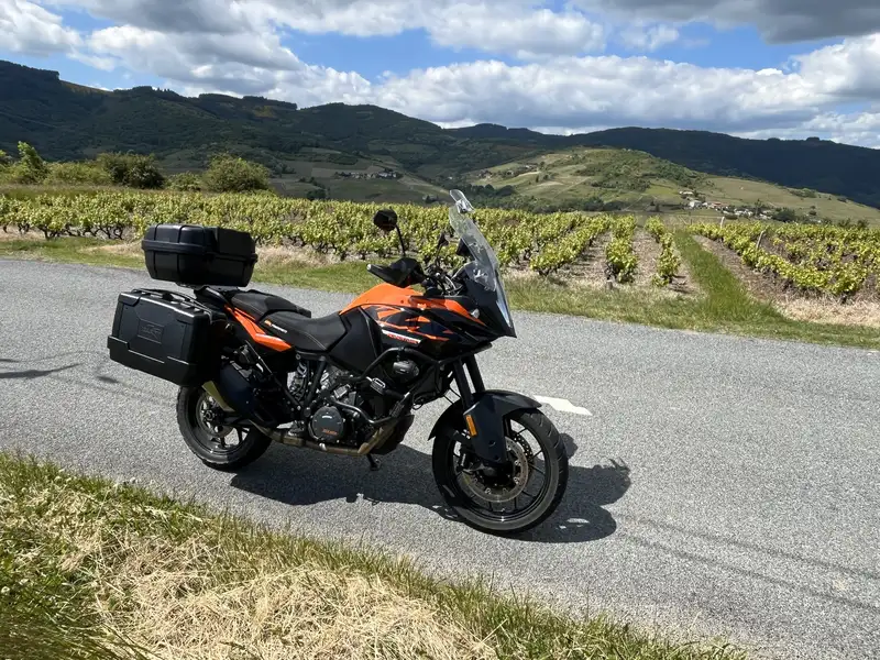 KTM 1090 Adventure - foto 3