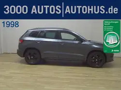 Skoda Karoq 2.0 TDI Sportline AHK 4x4 Navi LED RFK LM