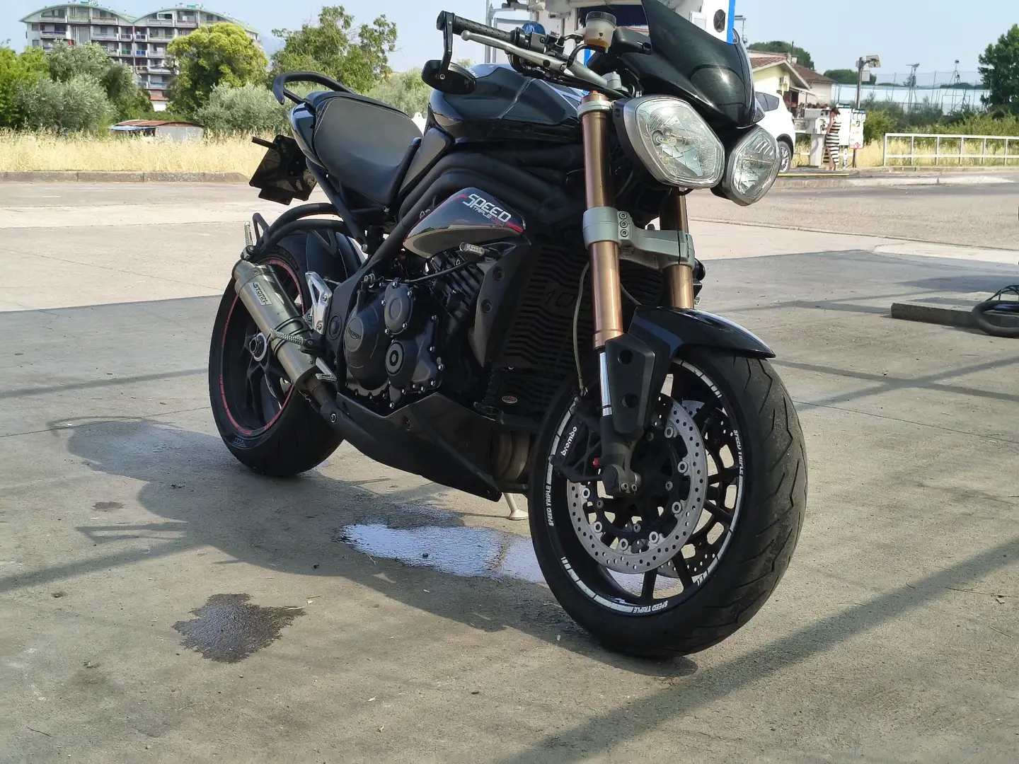 Triumph Speed Triple 1050 Siyah - 2