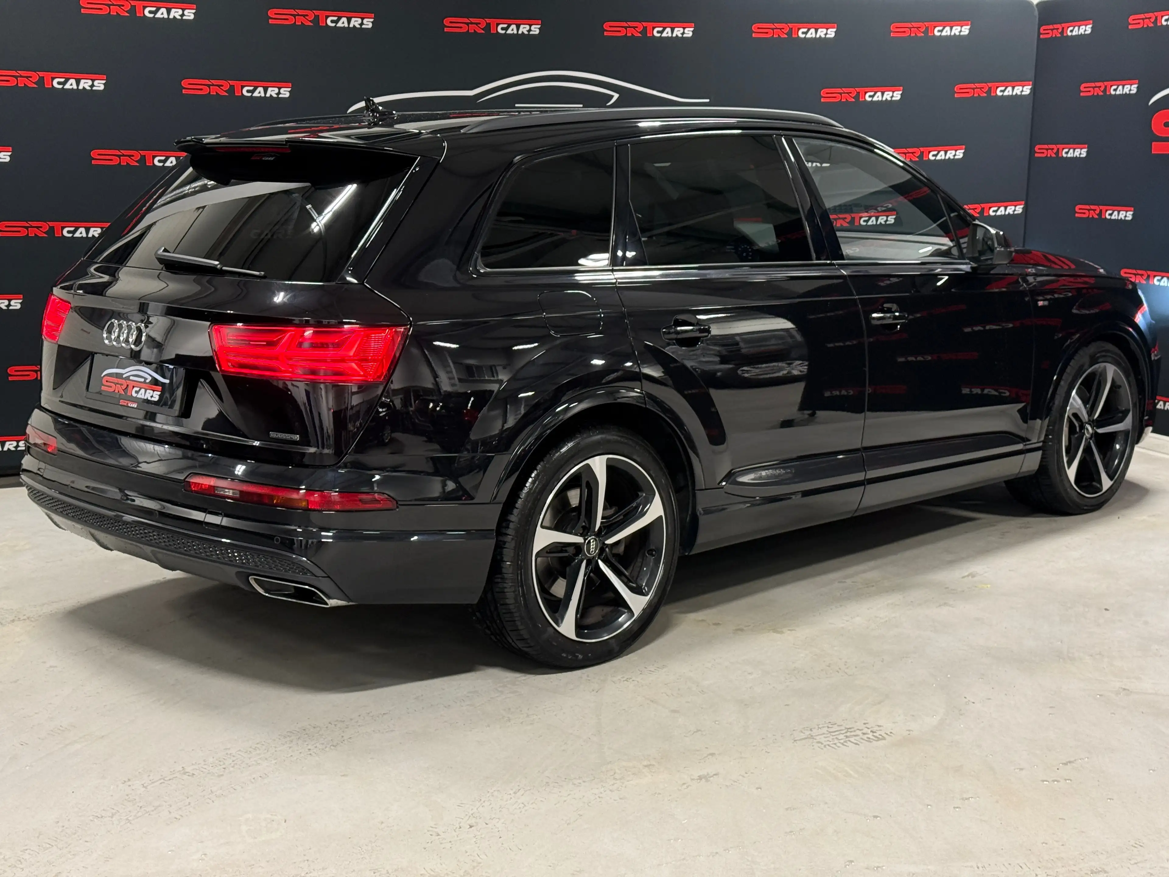 Audi Q7 3.0 TDI quattro *7 Sitze*Allradlenkung*SchwarzPaket*AHK*ACC*Kamera*Pano*ACC*Luft*Matrix LED — photo 5