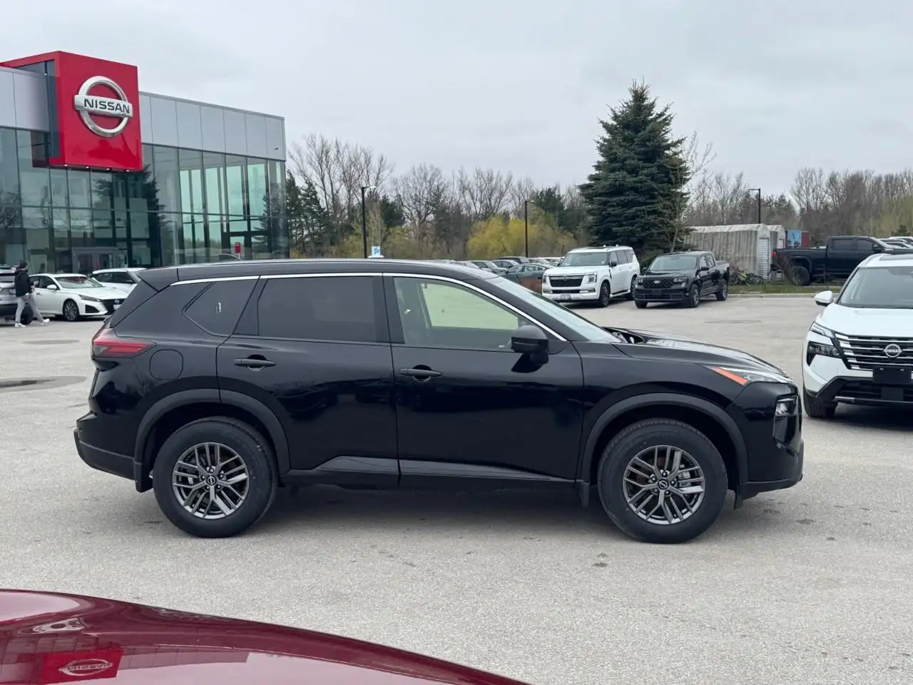 Nissan Rogue снимка Nissan Rogue