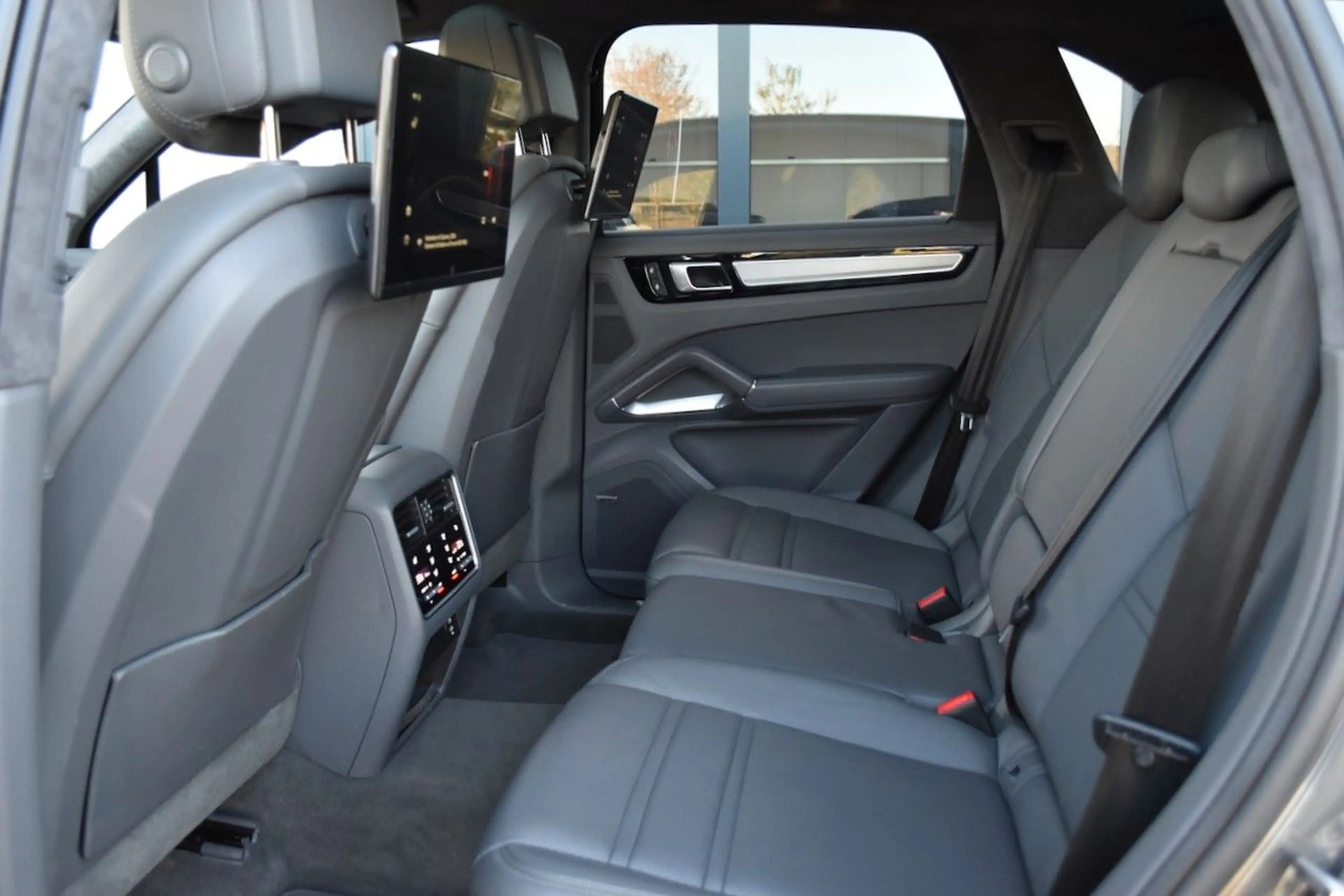 Porsche Cayenne CAYENNE TURBO S E-HYBRID PANO BOSE APPROVED 2029 — photo 7