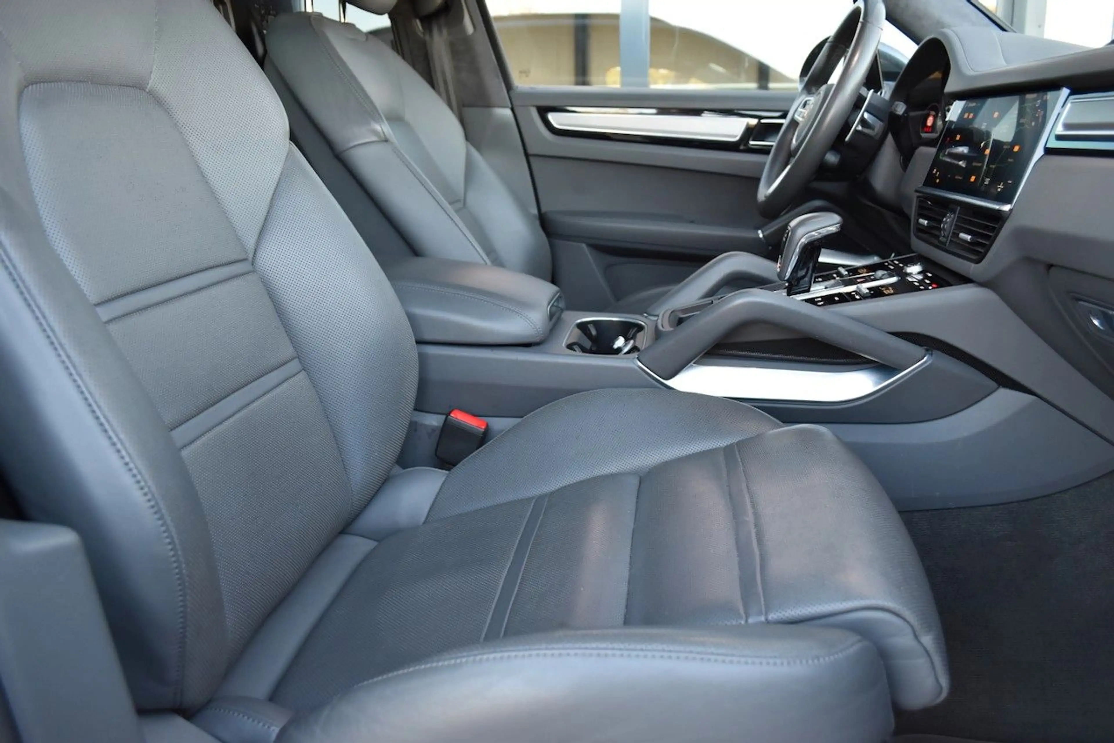 Porsche Cayenne CAYENNE TURBO S E-HYBRID PANO BOSE APPROVED 2029 — photo 12