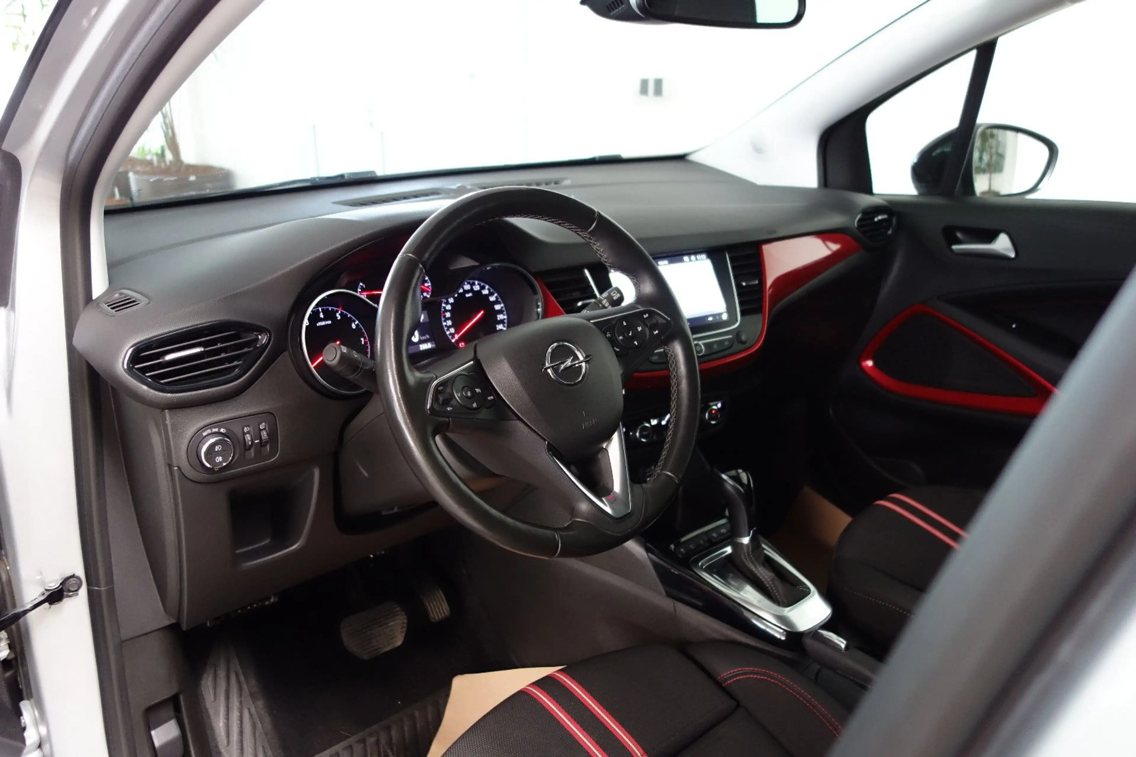 Opel Crossland X Crossland 1.2 GS Line high gloss Auto/LED/Kamera — photo 14