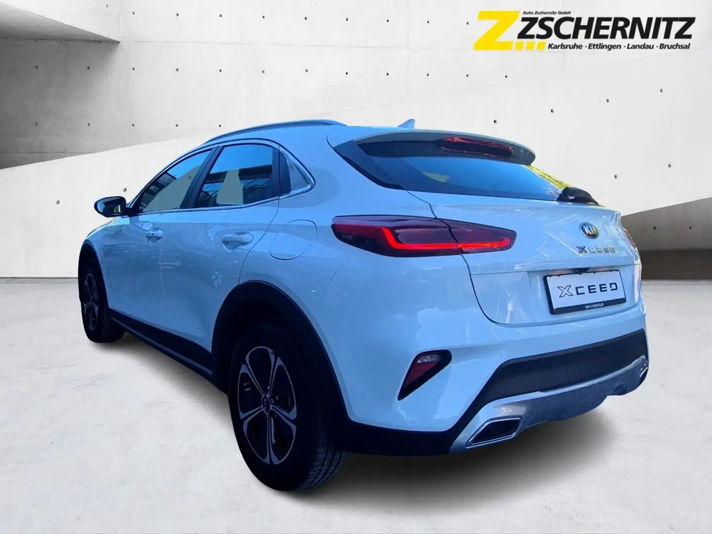 Kia XCeed 1.6 GDI PHEV Vision LED+Navi+2xKlima+KAM Bianco - 2