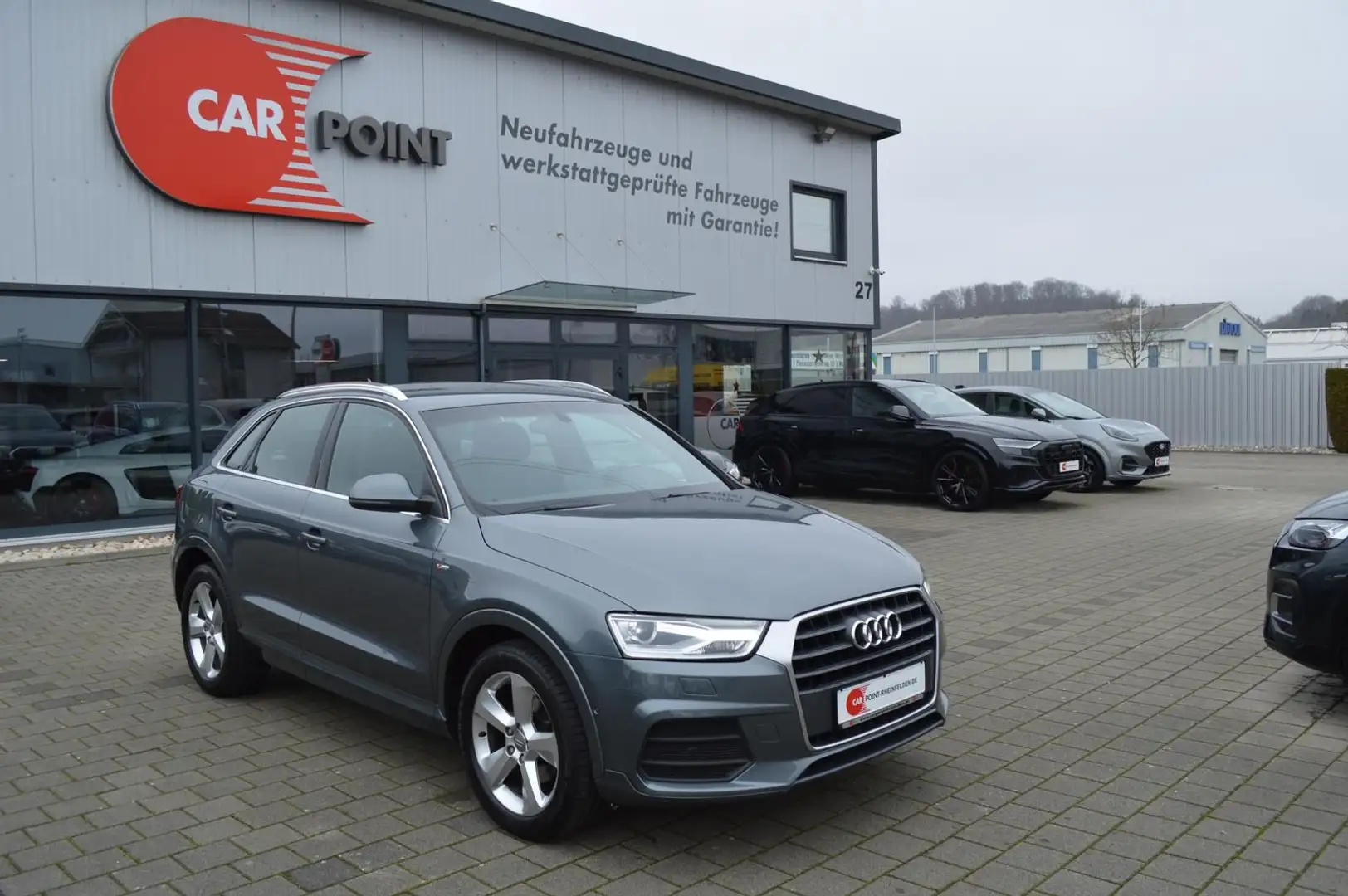 Audi Q3 S-Line *Kamera*Xenon*Klimaaut.*Navi*Alcantara Grau - 1