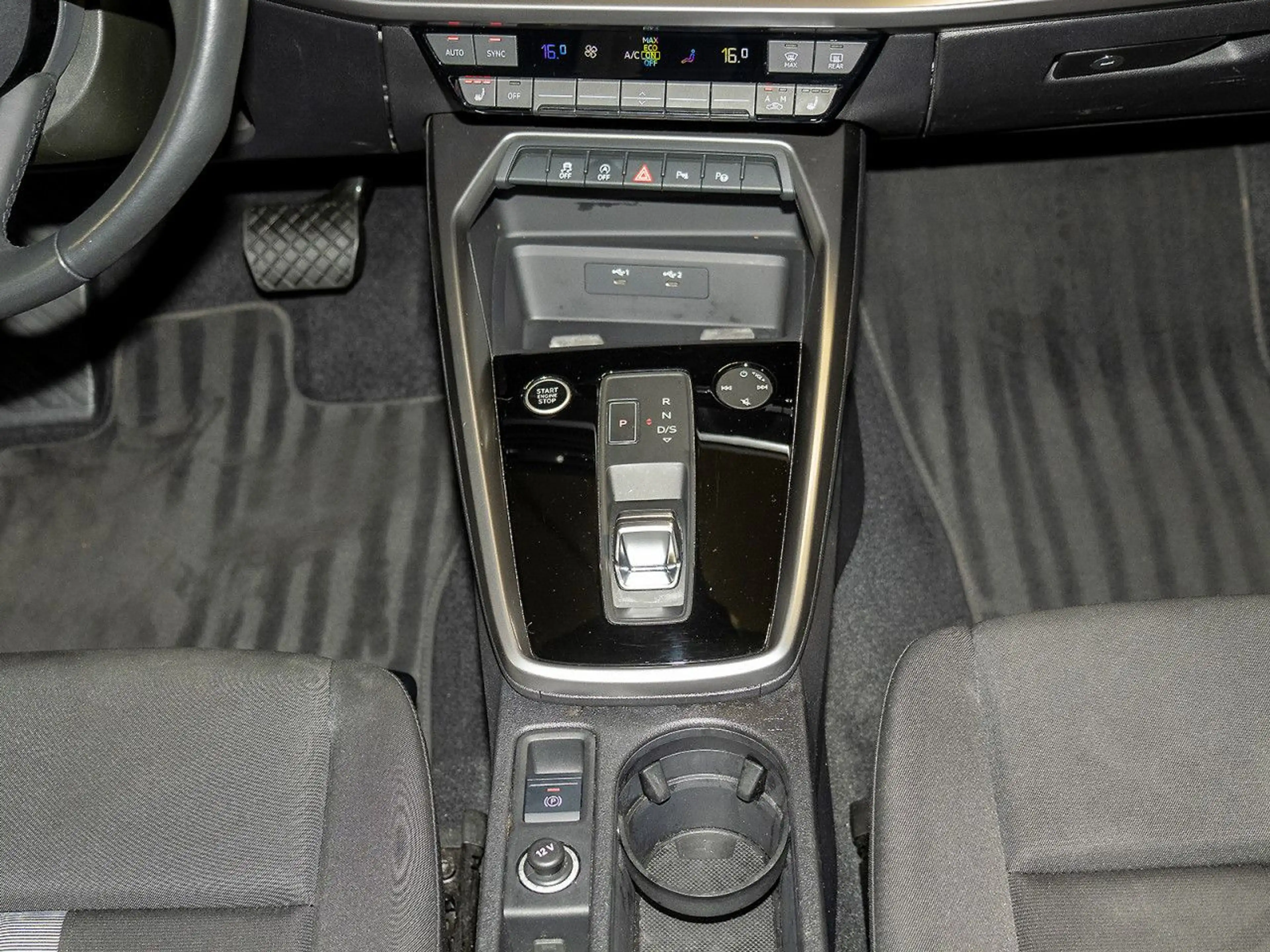 Audi A3 35 TDI advanced ACC Keyless Kamera — photo 14