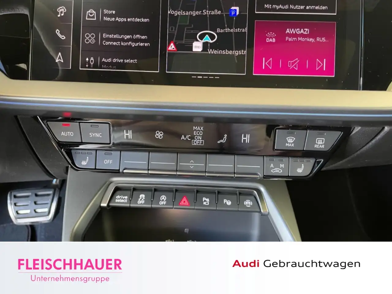 Audi RS3 Limousine 2.5 TFSI quattro S tronic 14