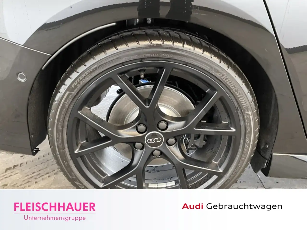 Audi RS3 Limousine 2.5 TFSI quattro S tronic 7