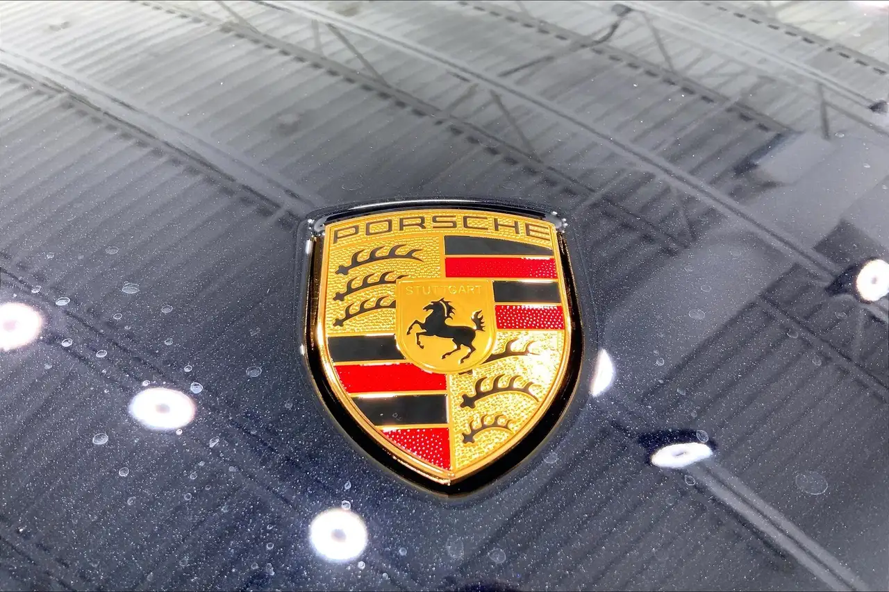 Porsche Macan снимка Porsche Macan