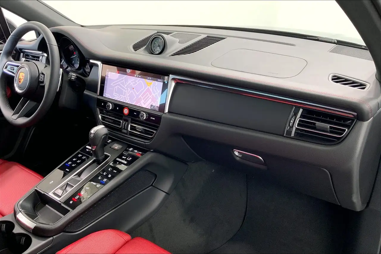 Porsche Macan снимка Porsche Macan