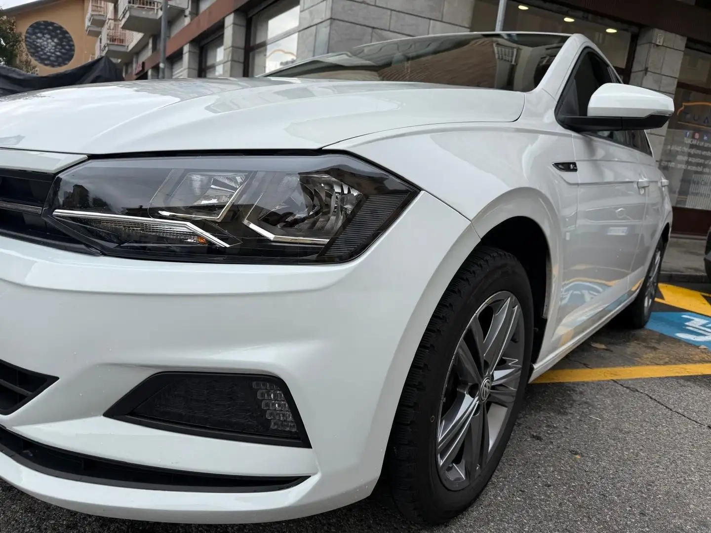 Volkswagen Polo R LINE 1.6 TDI Bílá - 2