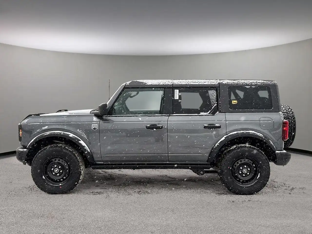 Ford Bronco снимка Ford Bronco
