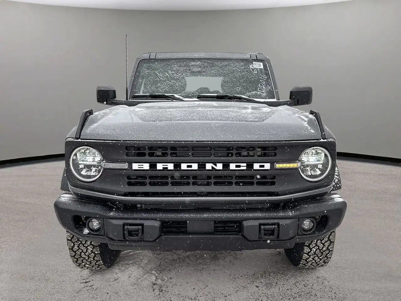Ford Bronco снимка Ford Bronco