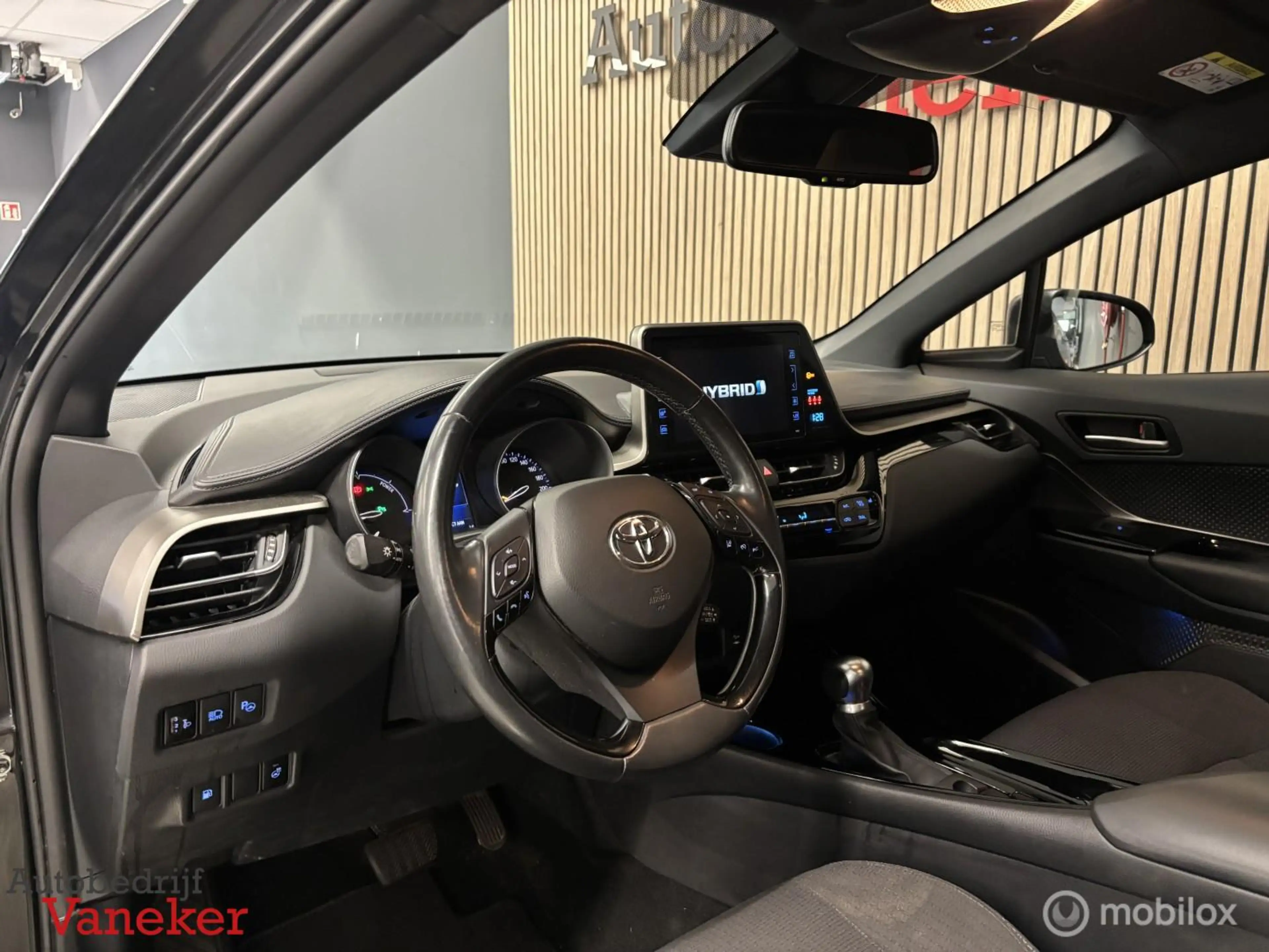 Toyota C-HR 1.8 Hybrid Team D|ACC|Stoel/Stuur verwarm|1e eig — photo 7