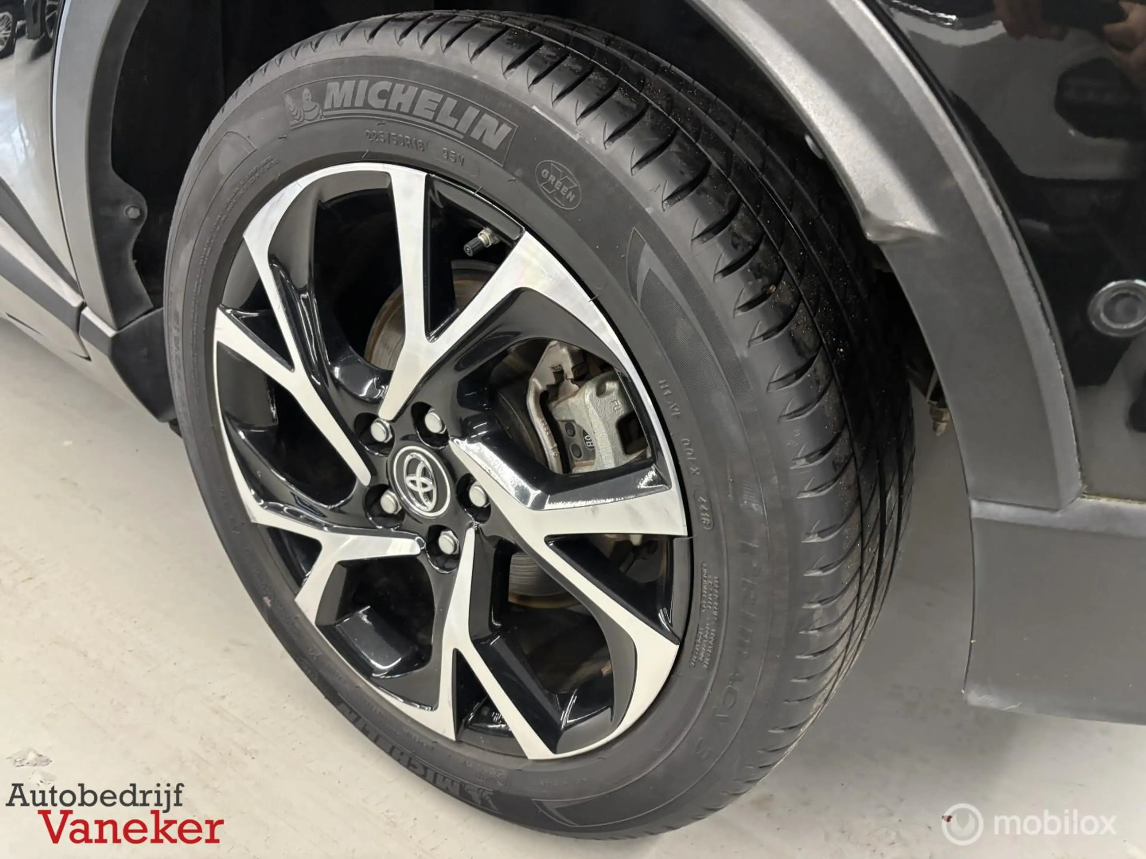 Toyota C-HR 1.8 Hybrid Team D|ACC|Stoel/Stuur verwarm|1e eig — photo 5