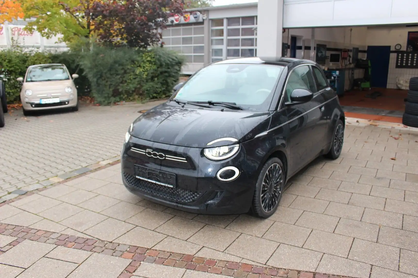 Fiat 500e La Prima GLASDACH Schwarz - 2