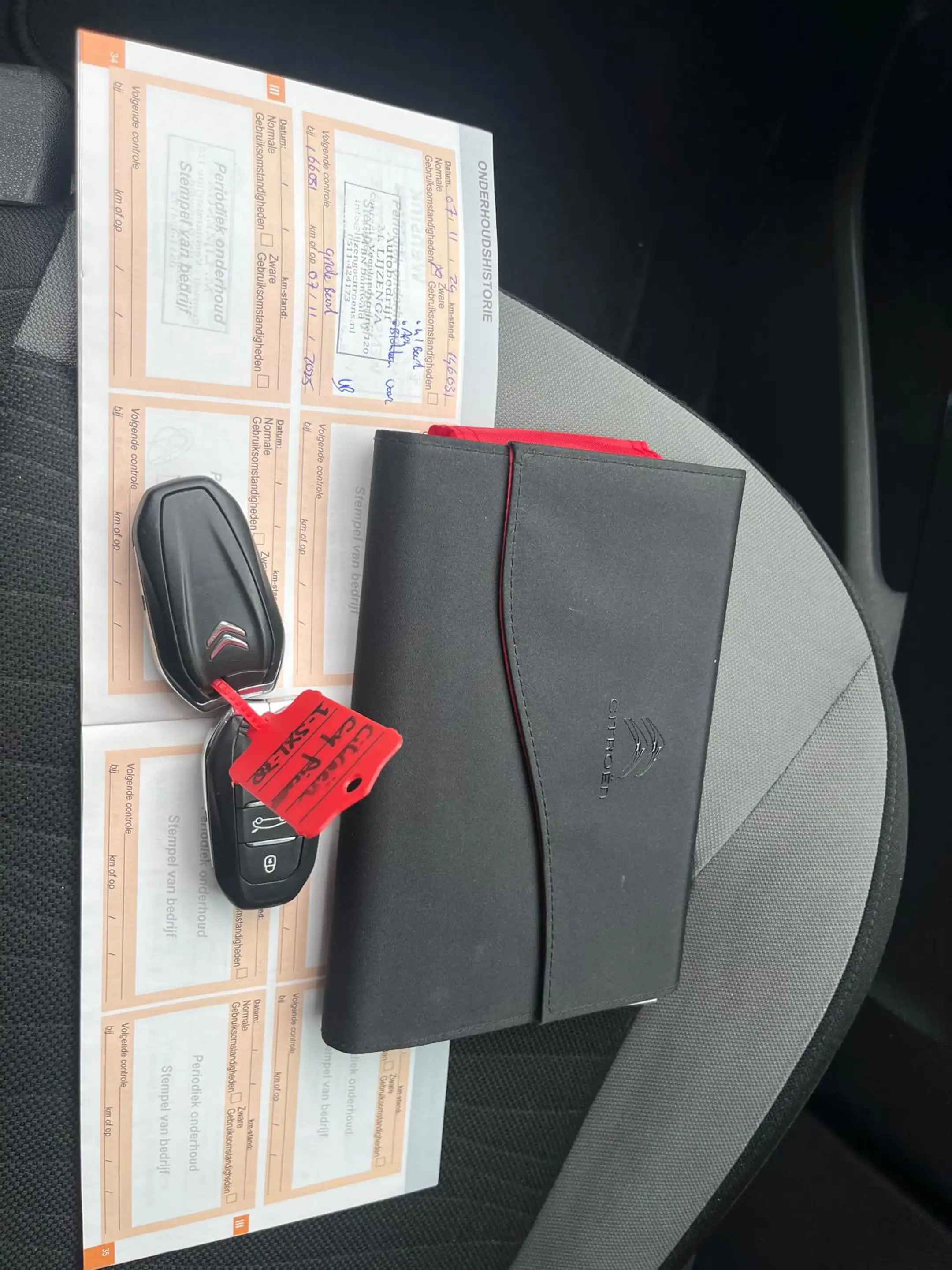 Citroen C4 Picasso 1.6 THP Intensive — photo 17