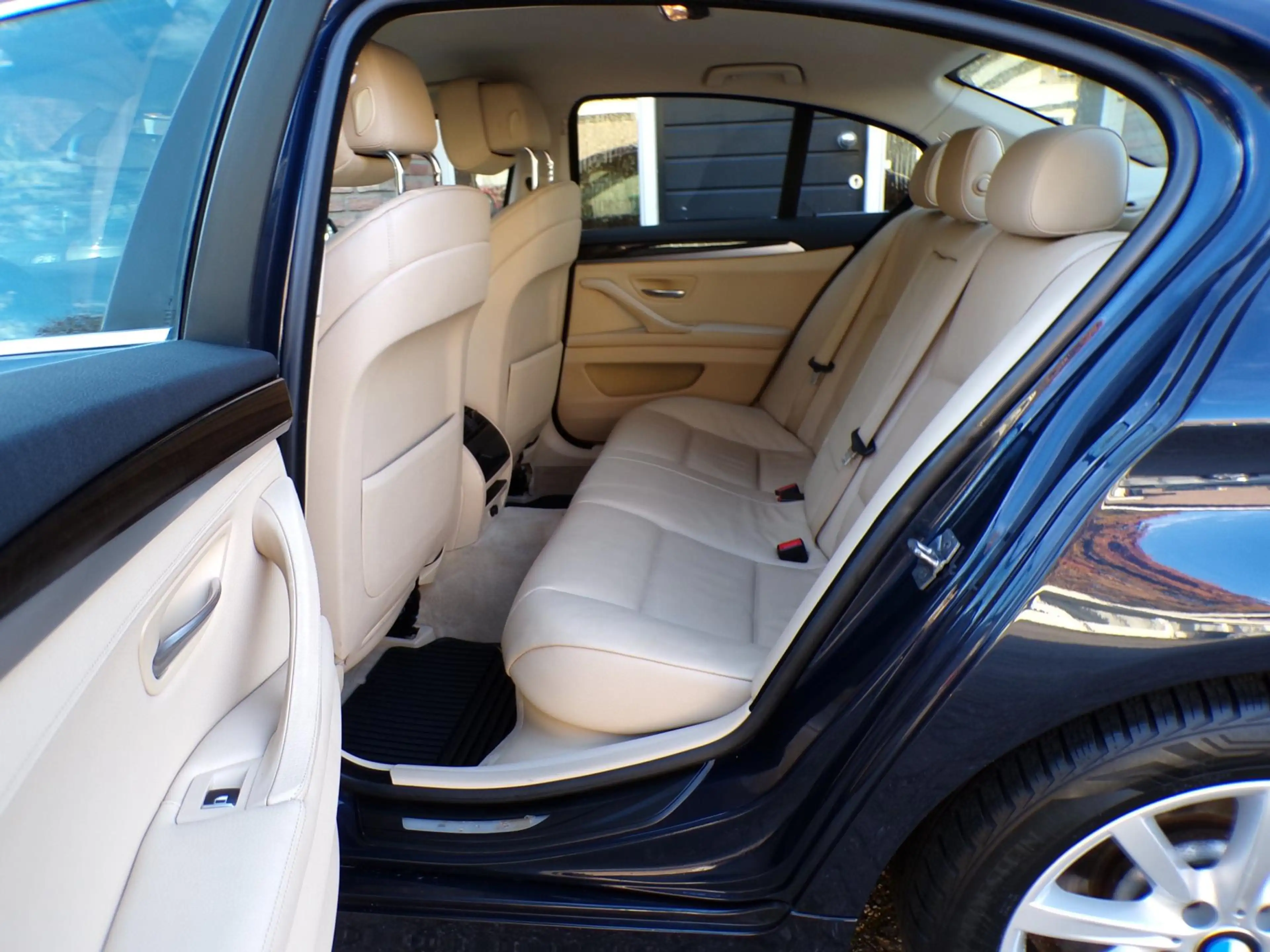 BMW 523 5-serie 523i High Executive Automaat / Leder / Nav — photo 12